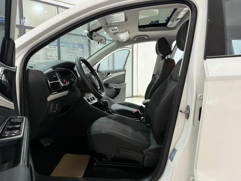 Jetta VS5 2023 280TSI Automatic Enjoyment Model — миниатюра 18