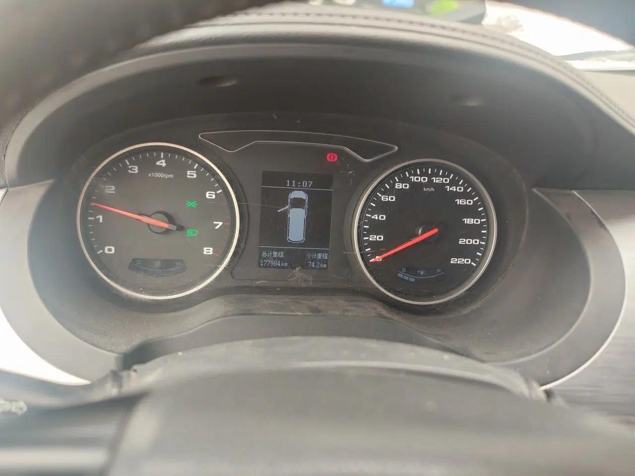JAC Refine M3 2022 1.8L 7-seat Standard Edition — миниатюра 11