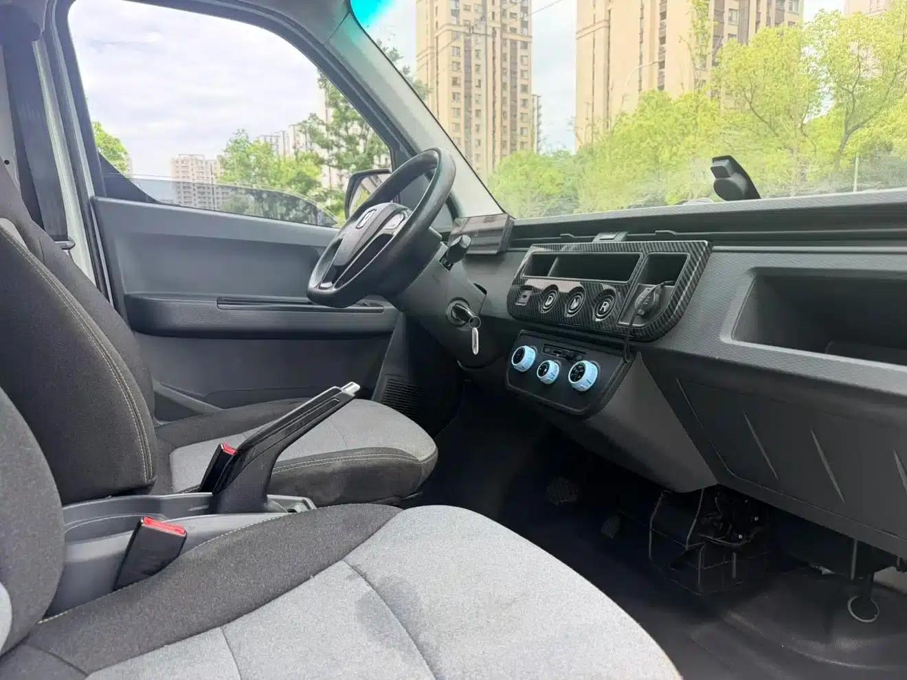 2022 Guoxuan Long Wheelbase Star Enjoy V 6E Premium Edition (38.7kWh) — миниатюра 5
