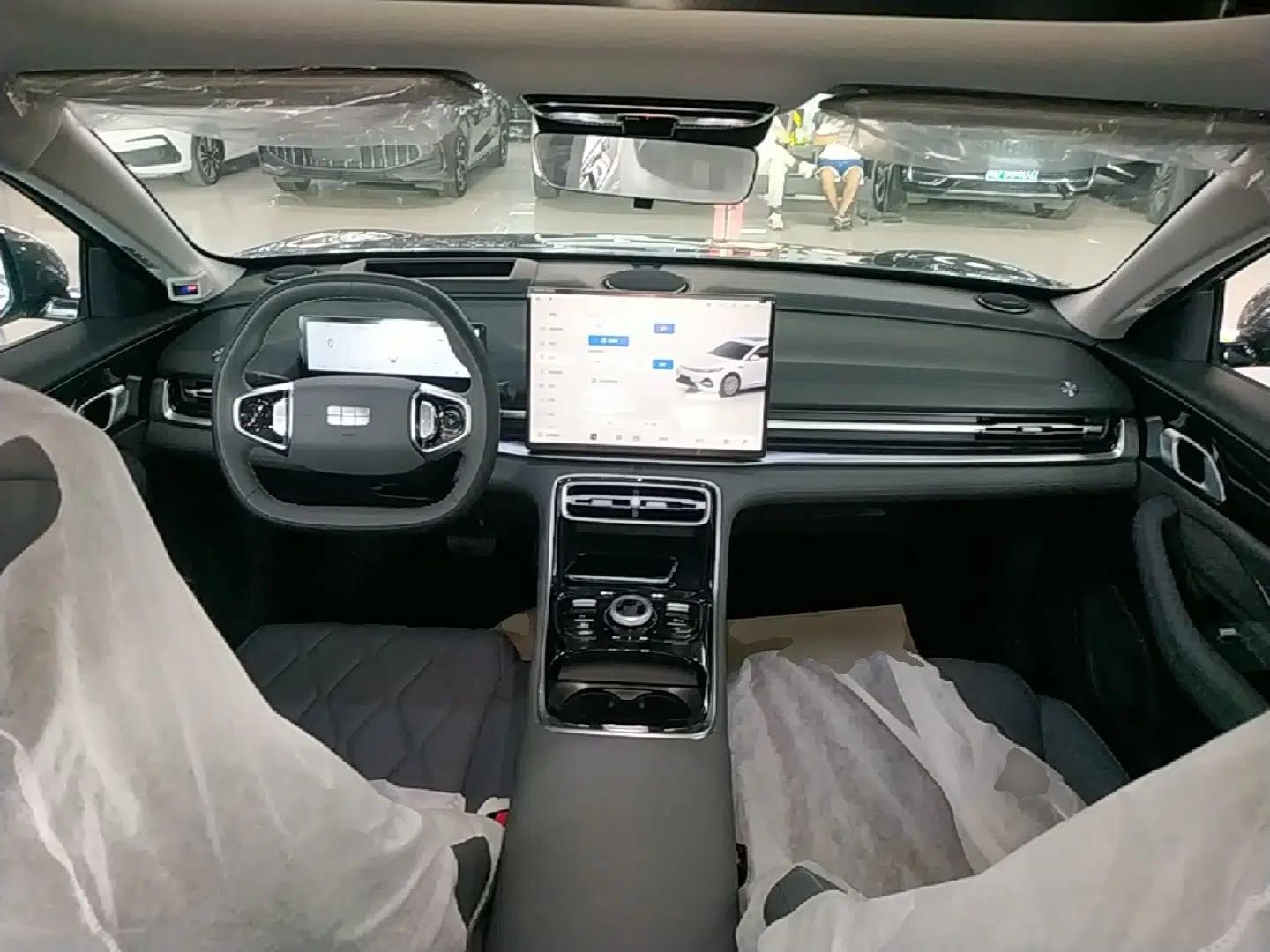 Geely Galaxy A7 2025 Model EM-i 150km Exploration+ Edition — миниатюра 12