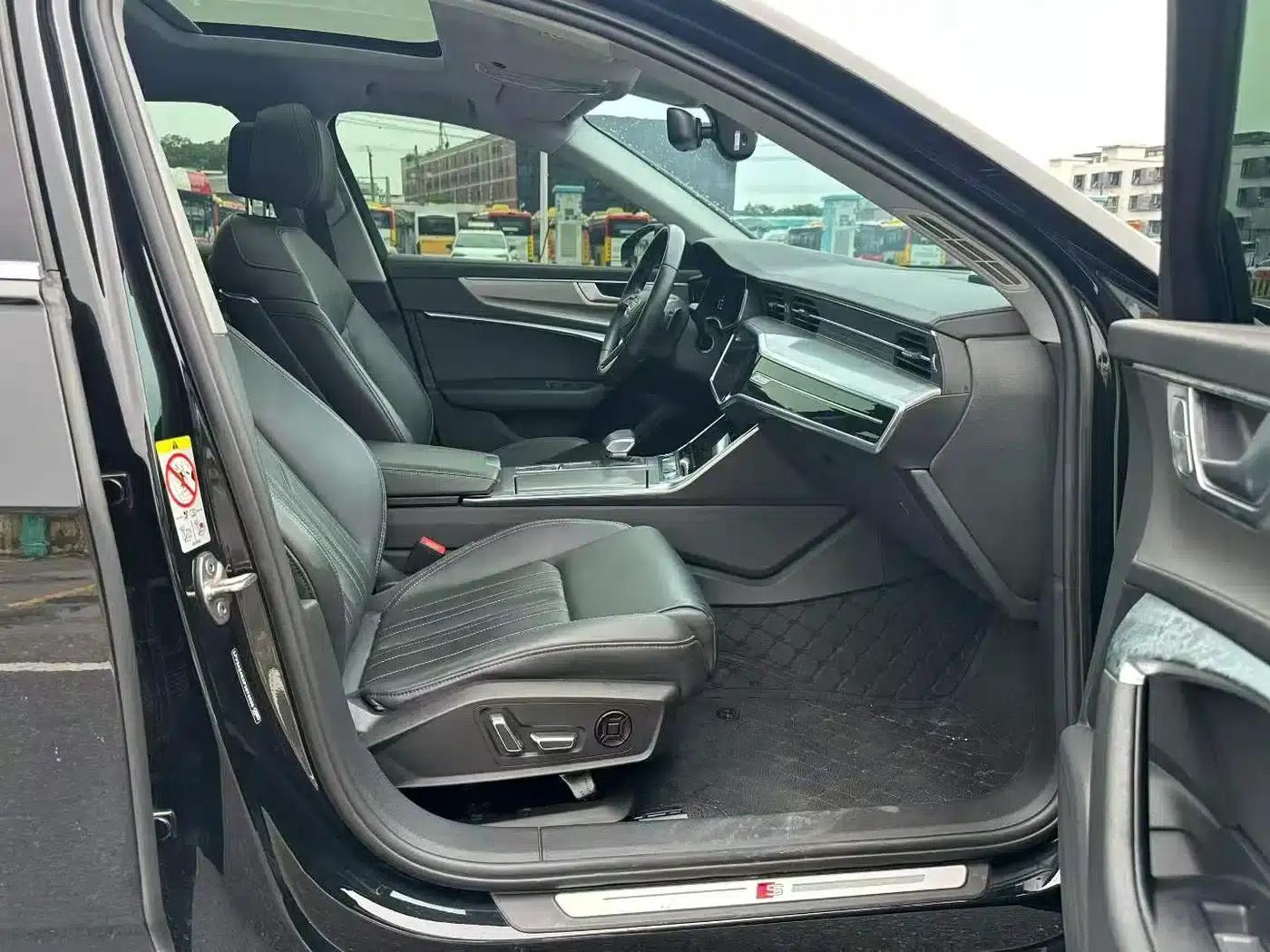 Audi A6L 2023 Facelift 45 TFSI Premium Elegance Model — миниатюра 4