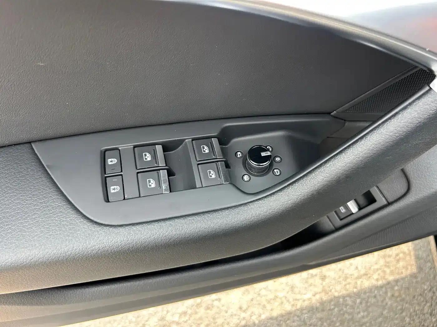 Audi A6L 2019 45 TFSI quattro Premium Elegance — миниатюра 21