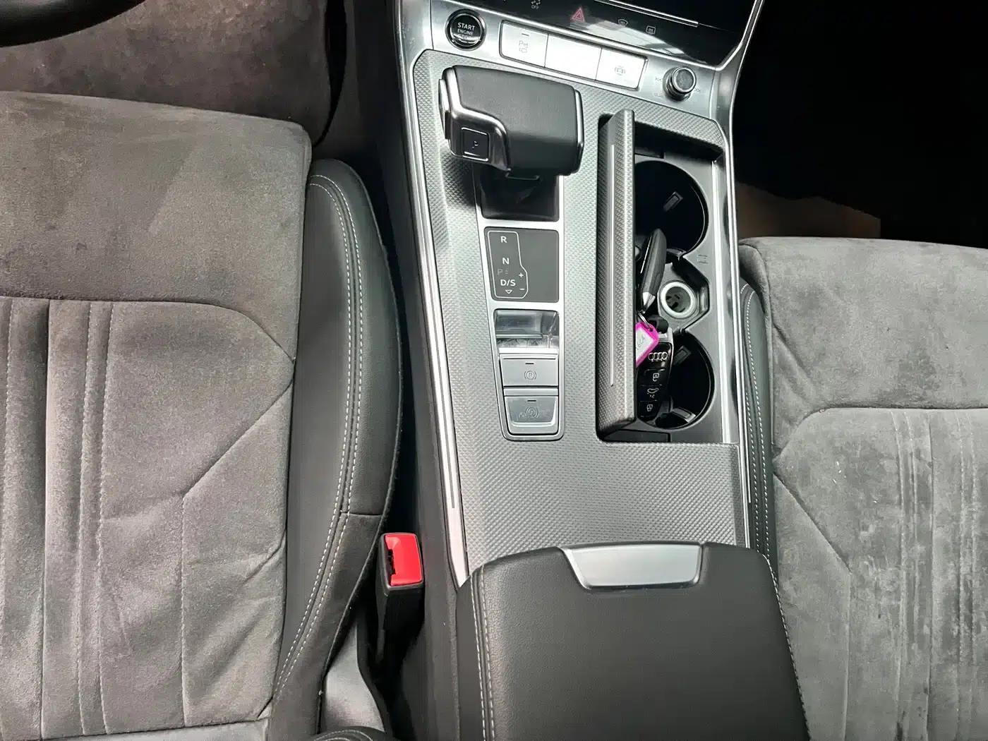 Audi A6L 2023 40 TFSI Luxury Elegance — миниатюра 9