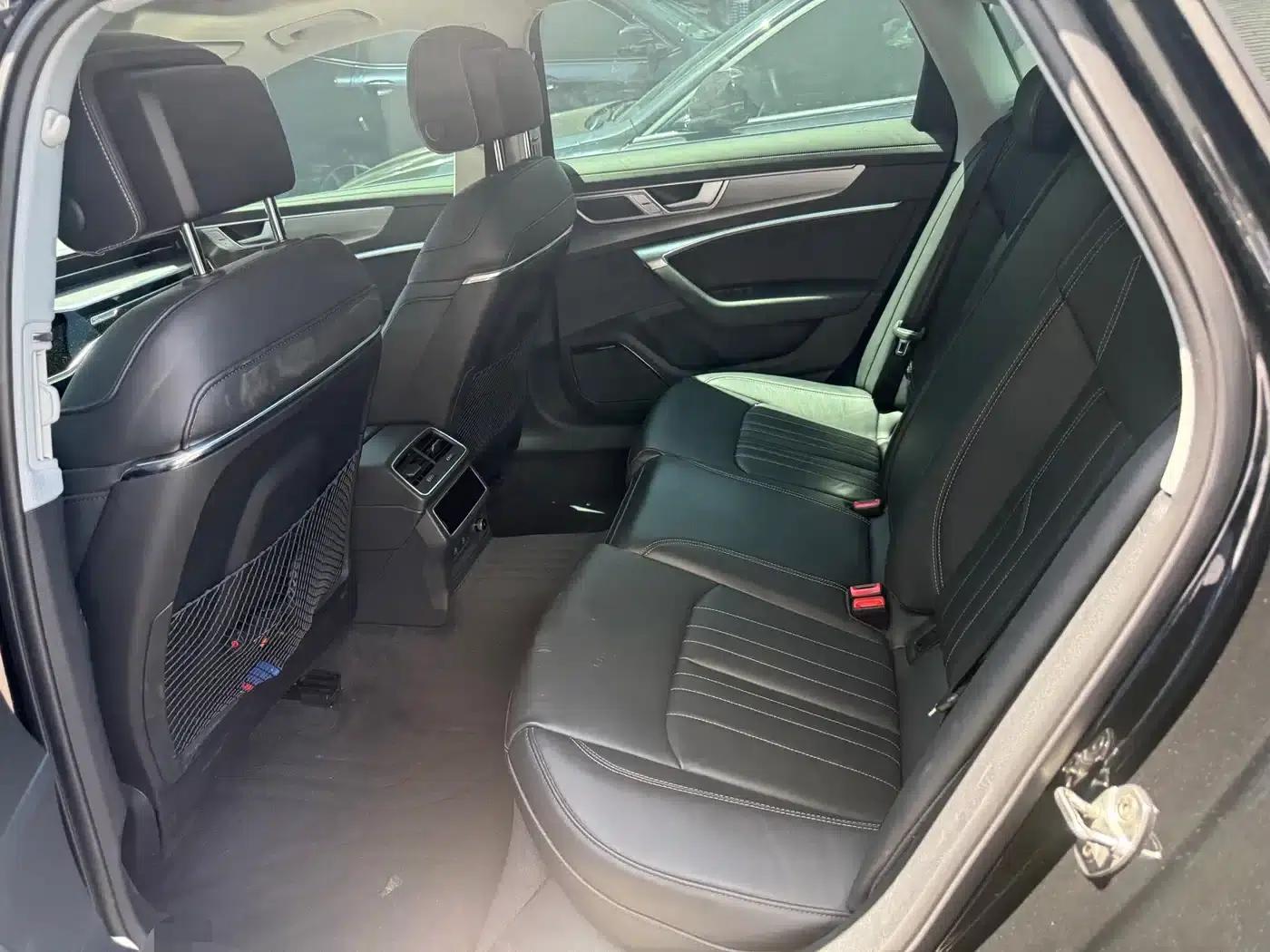 Audi A6L 2024 45 TFSI Premium Elegance — миниатюра 6