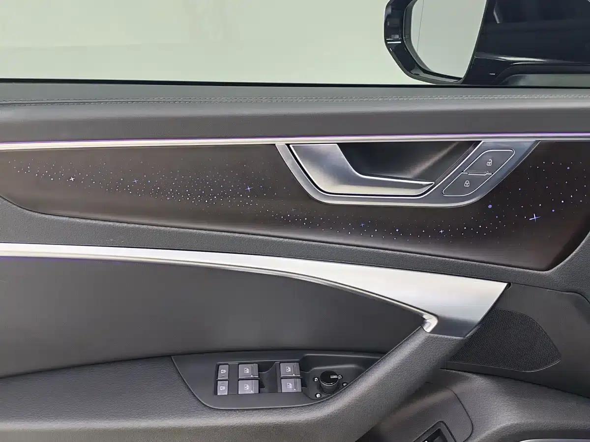 Audi A6L 2025 45 TFSI Premium Dynamic Edition — миниатюра 13