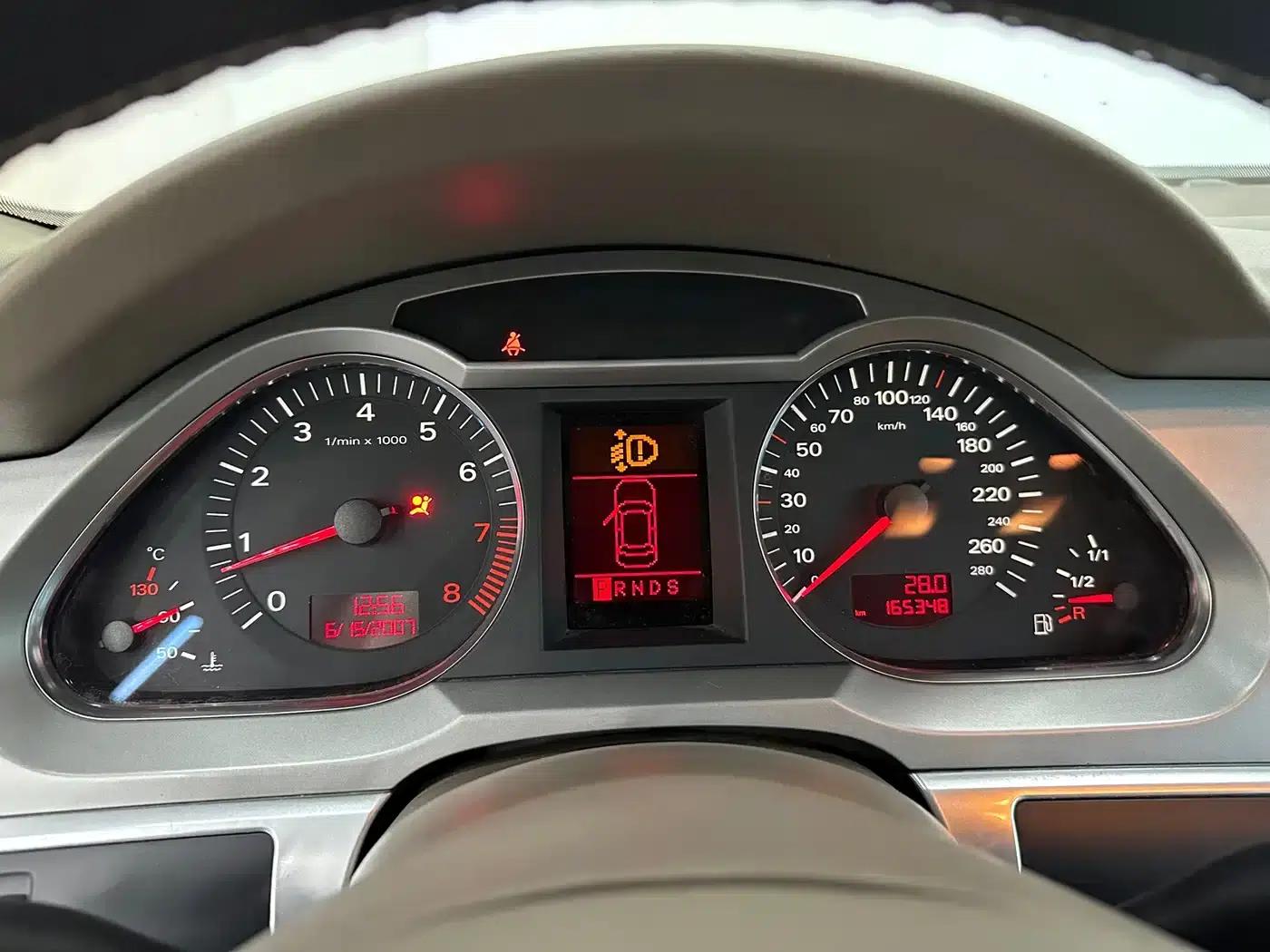 Audi A6L 2006 3.2 FSI Comfort Entertainment Model — миниатюра 7
