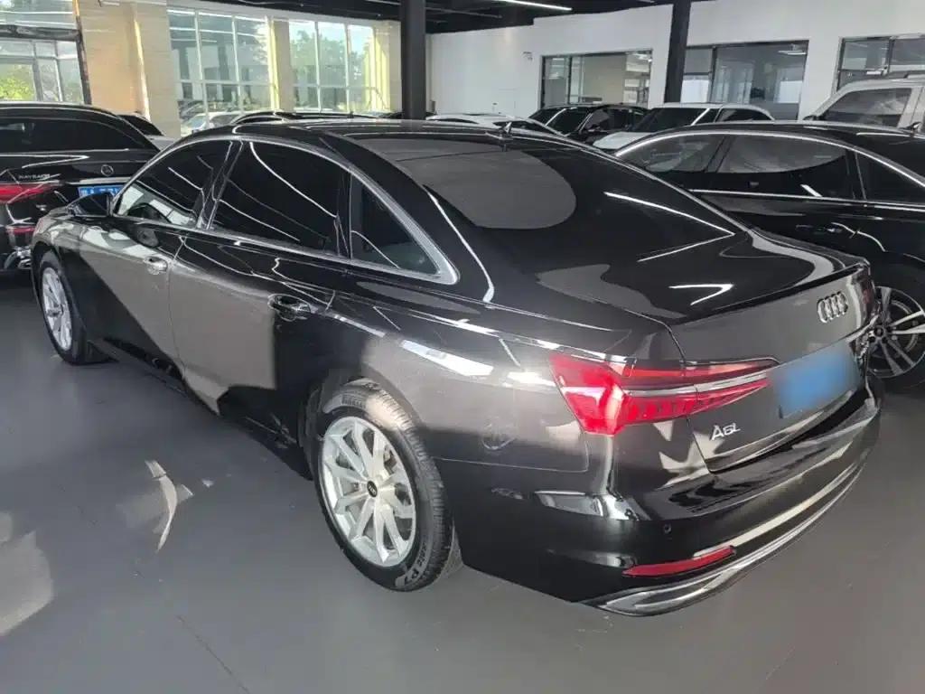 Audi A6L 2023 40 TFSI Luxury Elegance — миниатюра 5