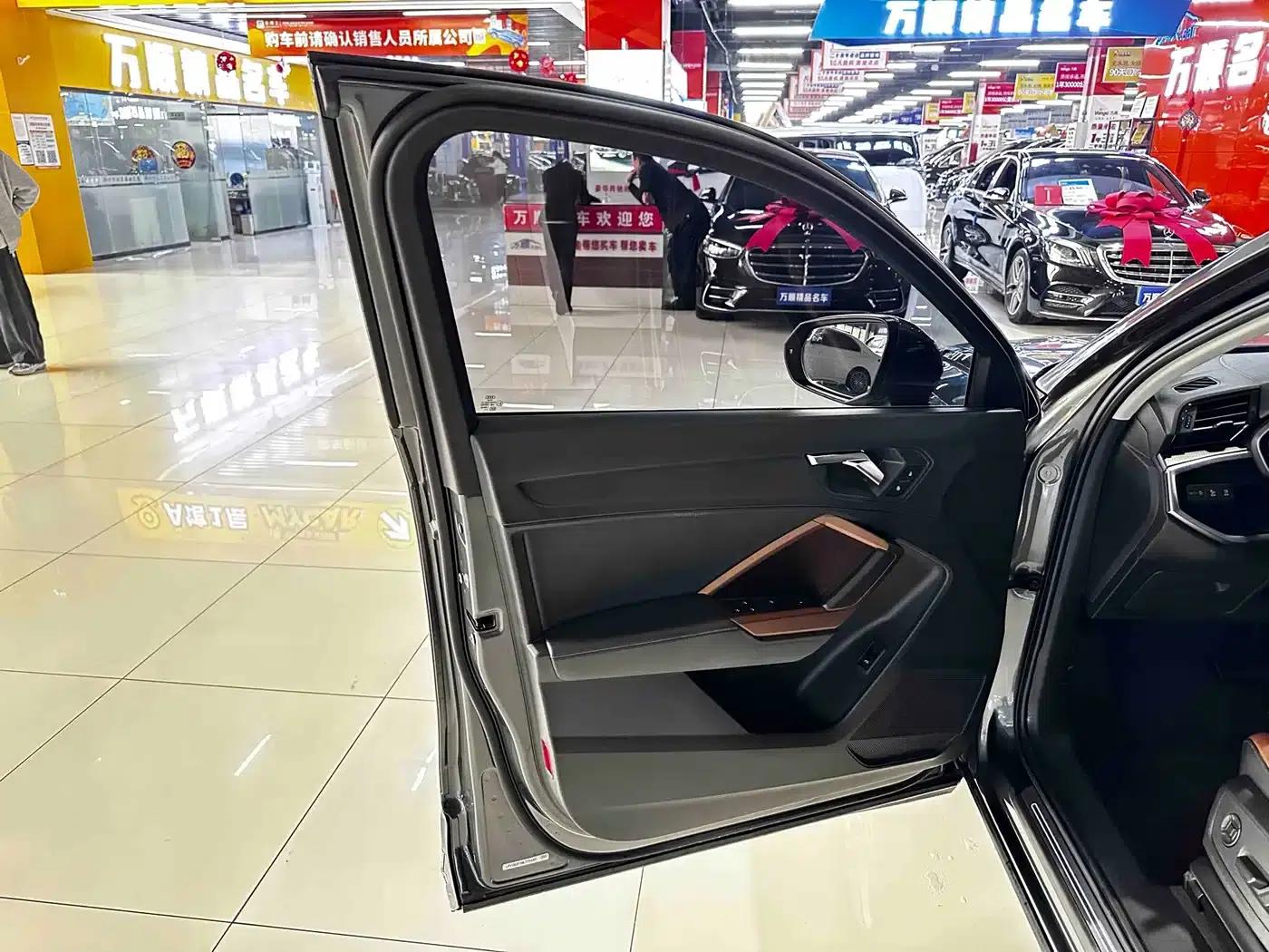 Audi Q3 2021 35 TFSI Progressive Elegance — миниатюра 9