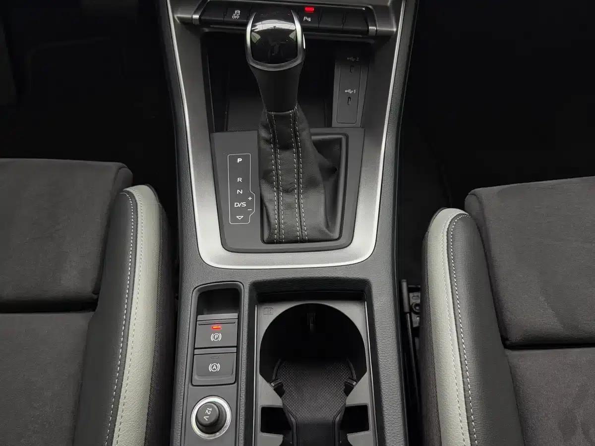 Audi Q3 2022 35 TFSI Progressive Dynamic — миниатюра 15