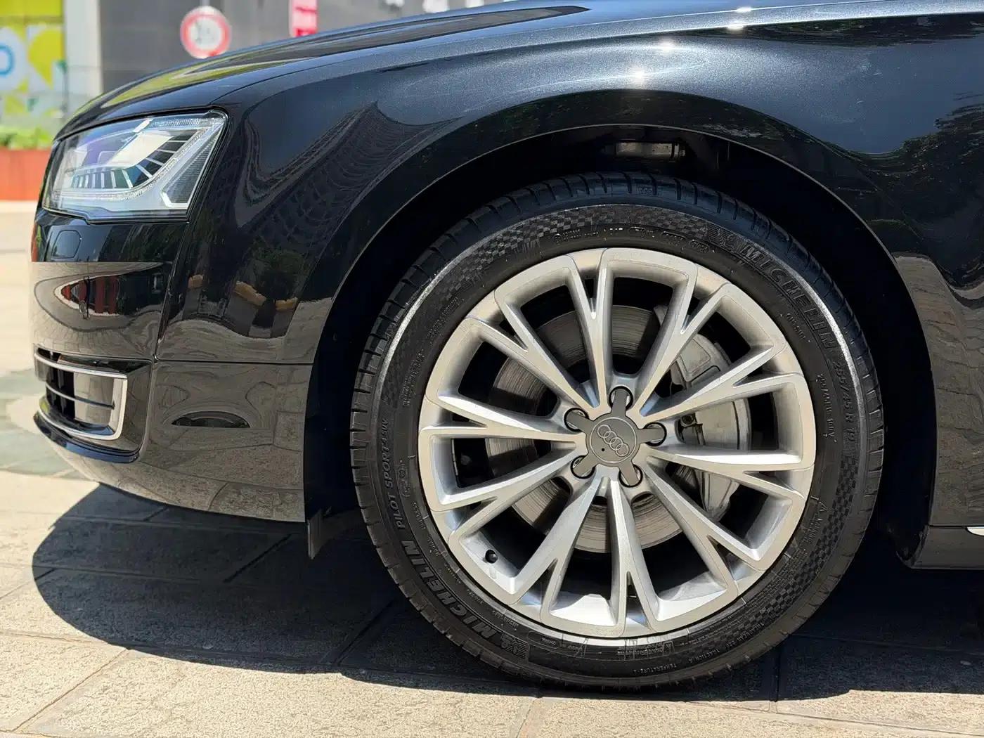 2014 Audi A8 A8L 45 TFSI quattro Luxury — миниатюра 6