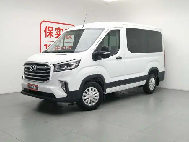 Xintu V90 2020 2.0T Yunjie Edition, Manual Short Wheelbase, Mid-Roof, 6 Seats