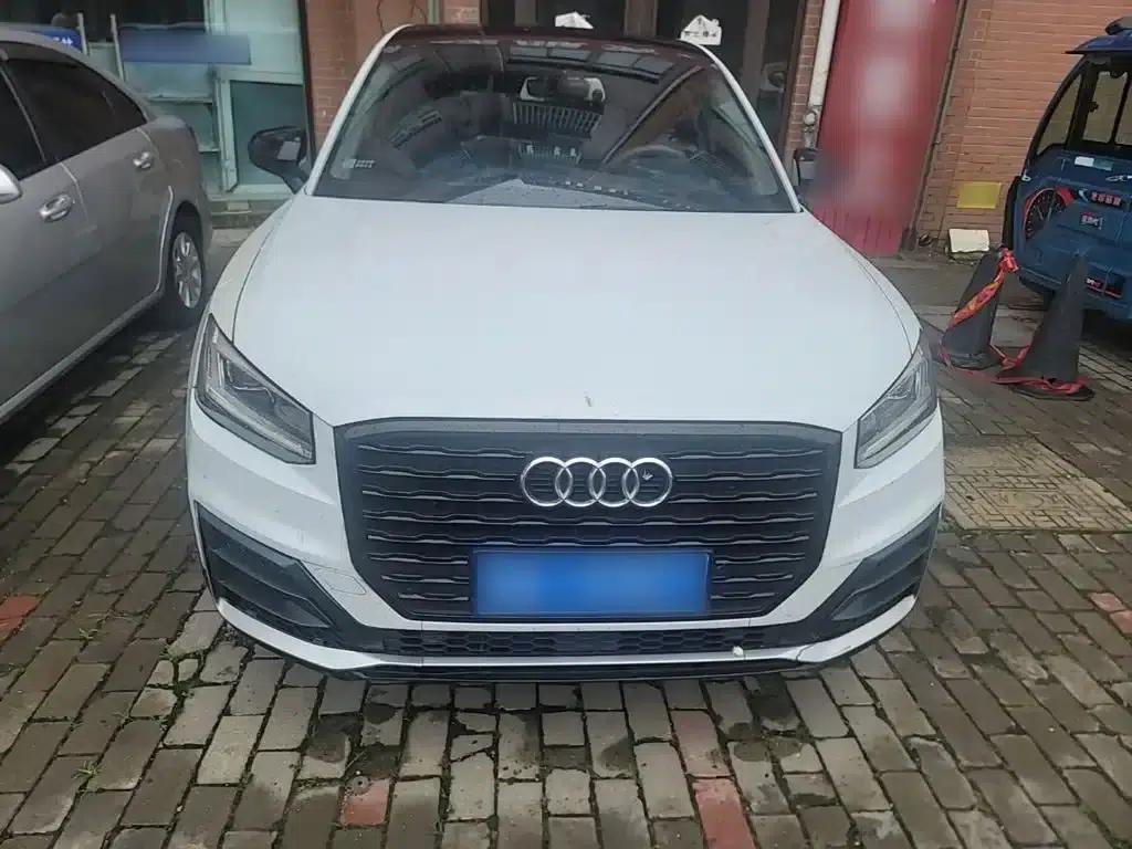 Audi Q2L 2020 35 TFSI Progressive Dynamic Edition — миниатюра 3