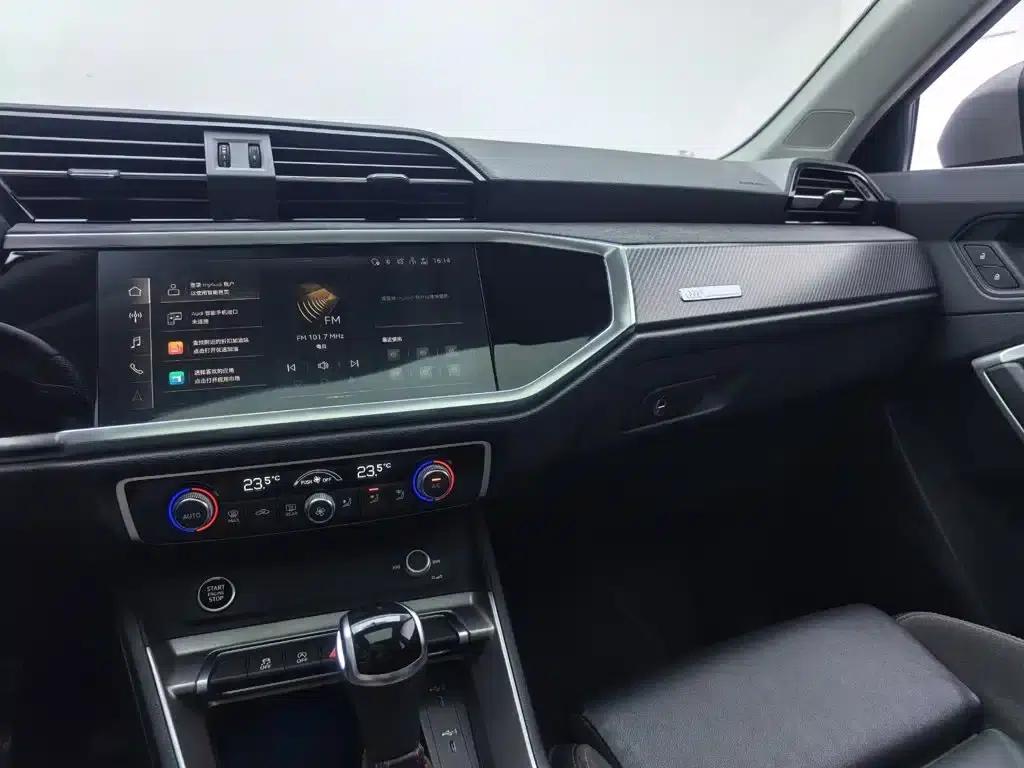 Audi Q3 Sportback 2022 40 TFSI RS Package (Sports Edition) — миниатюра 15
