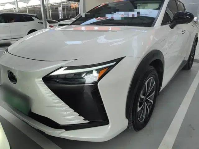 Lexus RZ 2023 450e All-Wheel Drive Luxury Edition
