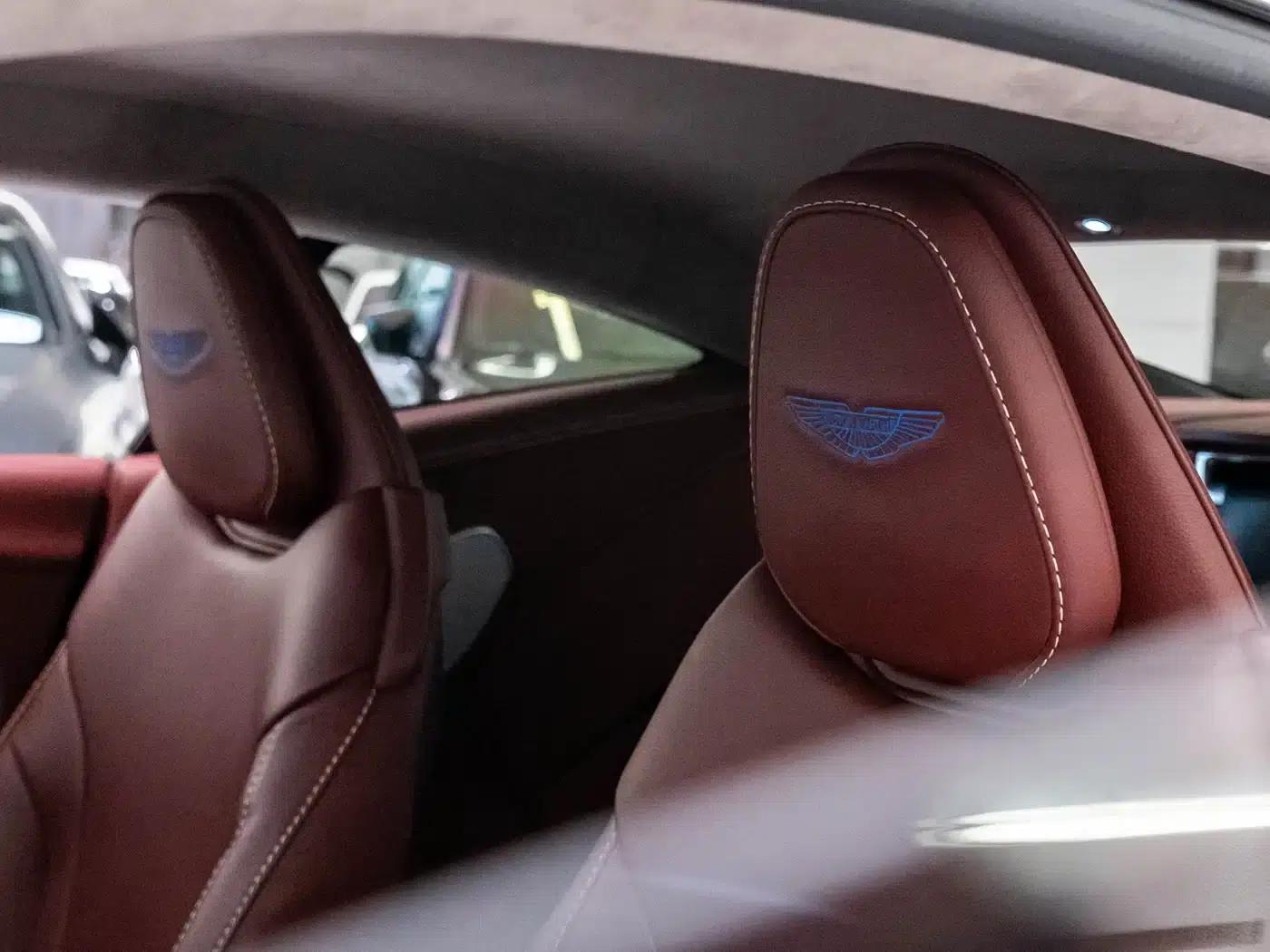 Aston Martin DB11 2019 4.0T V8 Coupe — миниатюра 15