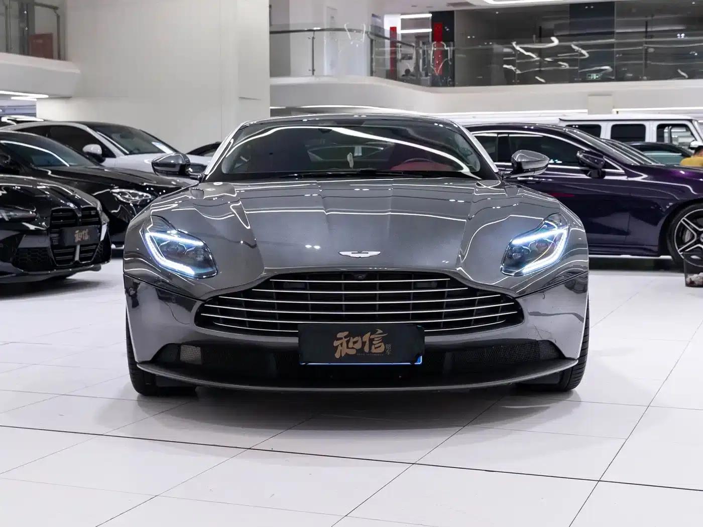 Aston Martin DB11 2019 4.0T V8 Coupe — миниатюра 3