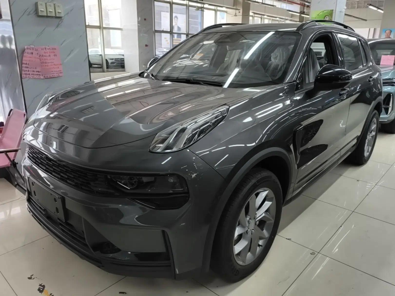 Lynk & Co 01 2025 2.0TD Two-Wheel-Drive Refreshed Version — миниатюра 1