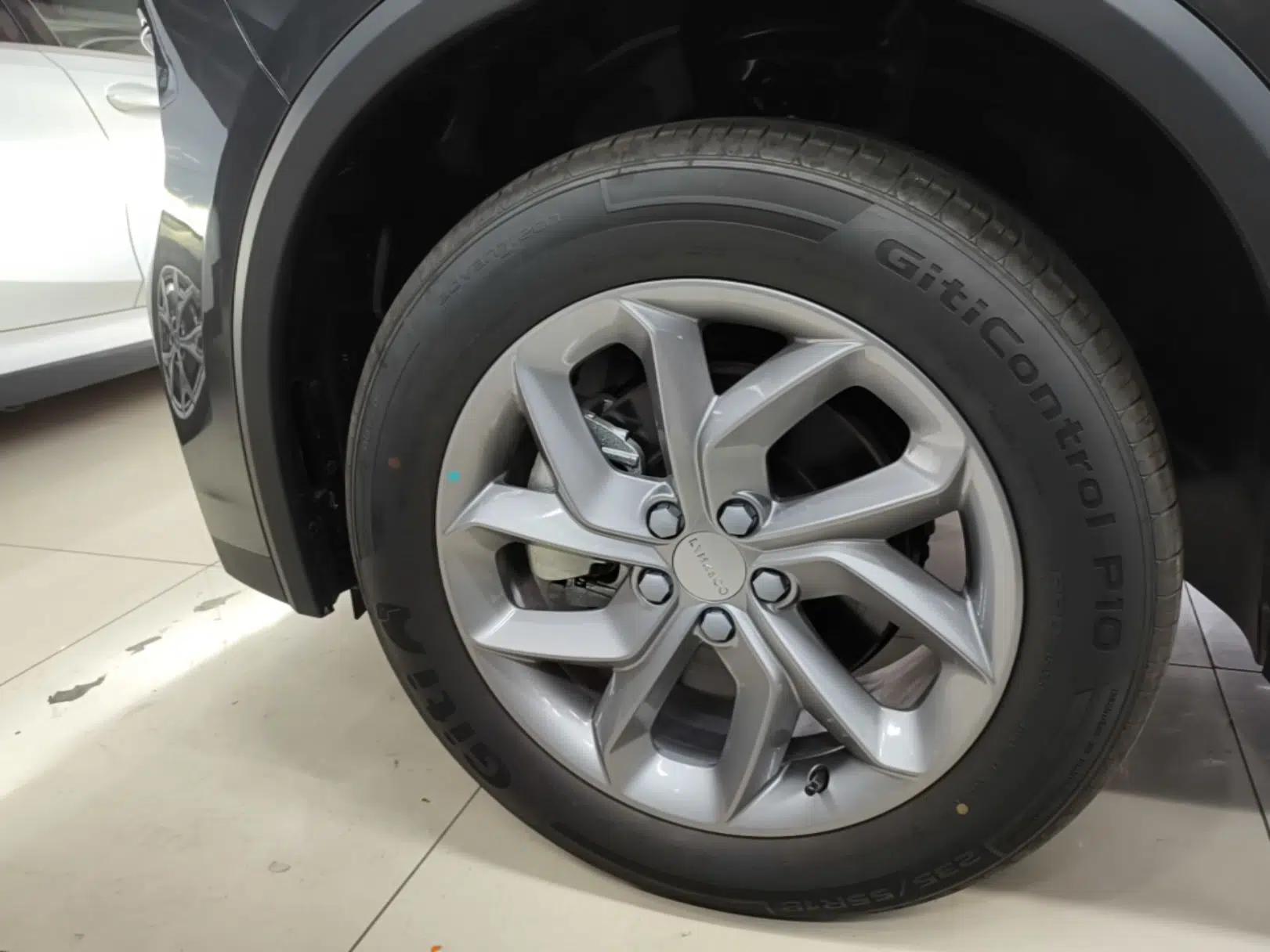 Lynk & Co 01 2025 2.0TD Two-Wheel-Drive Refreshed Version — миниатюра 10