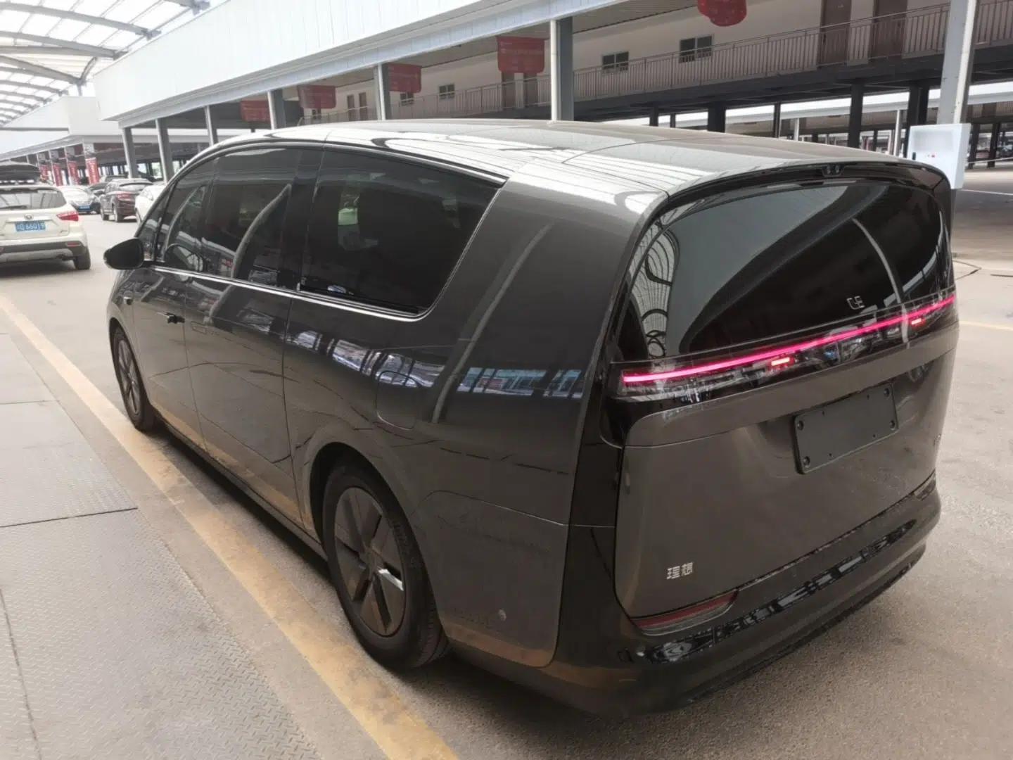 Li Auto MEGA 2024 Ultra Model — миниатюра 4