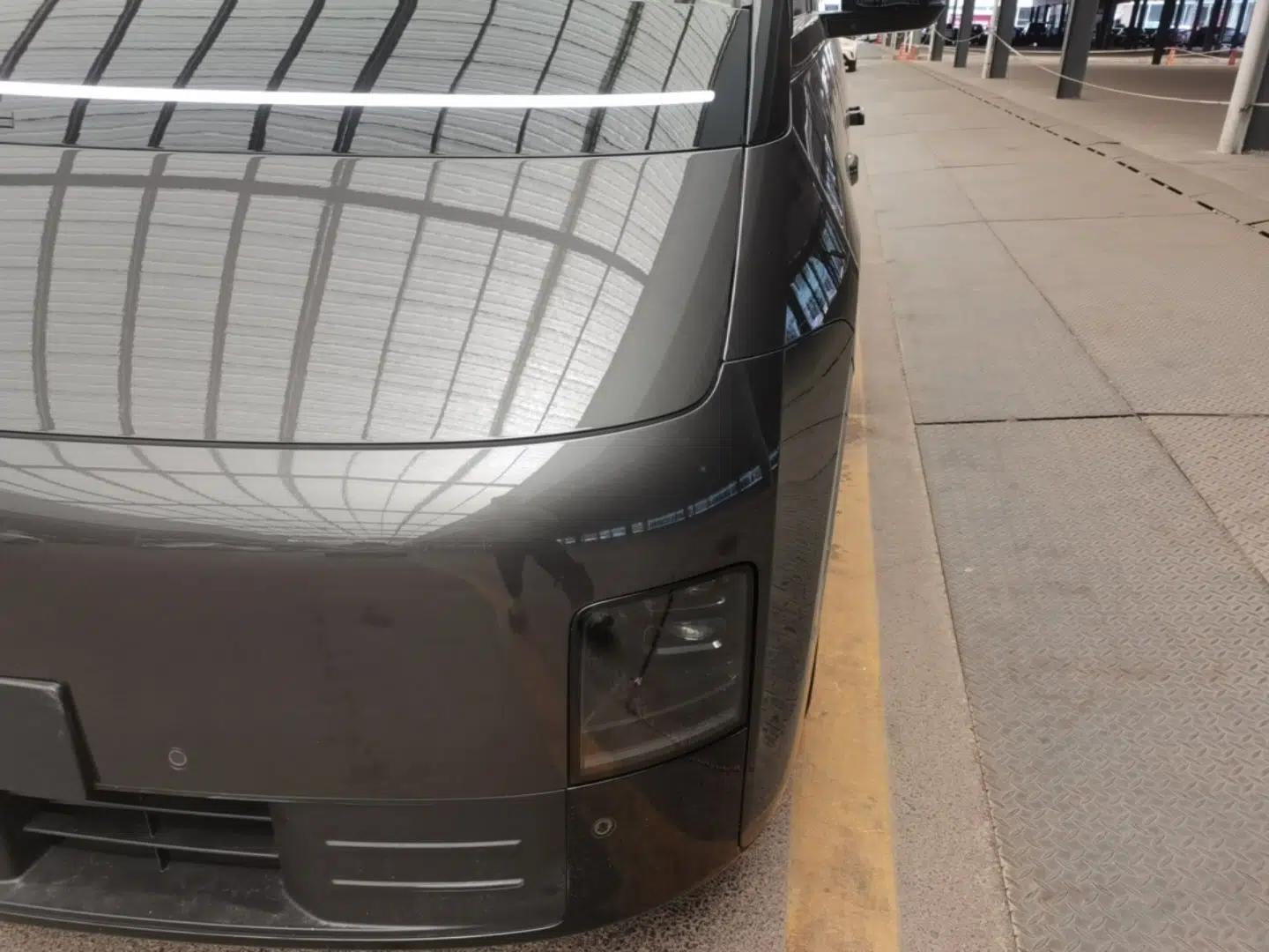 Li Auto MEGA 2024 Ultra Model — миниатюра 8
