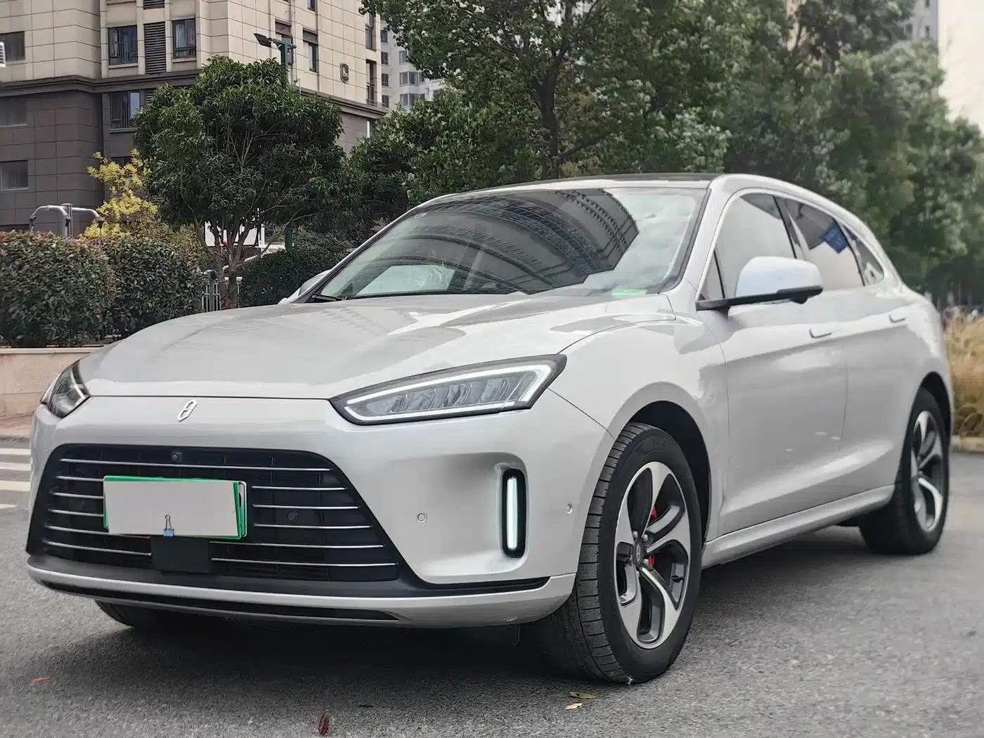 Wenjie M5 2022 Extended Range AWD Performance Edition — миниатюра 1