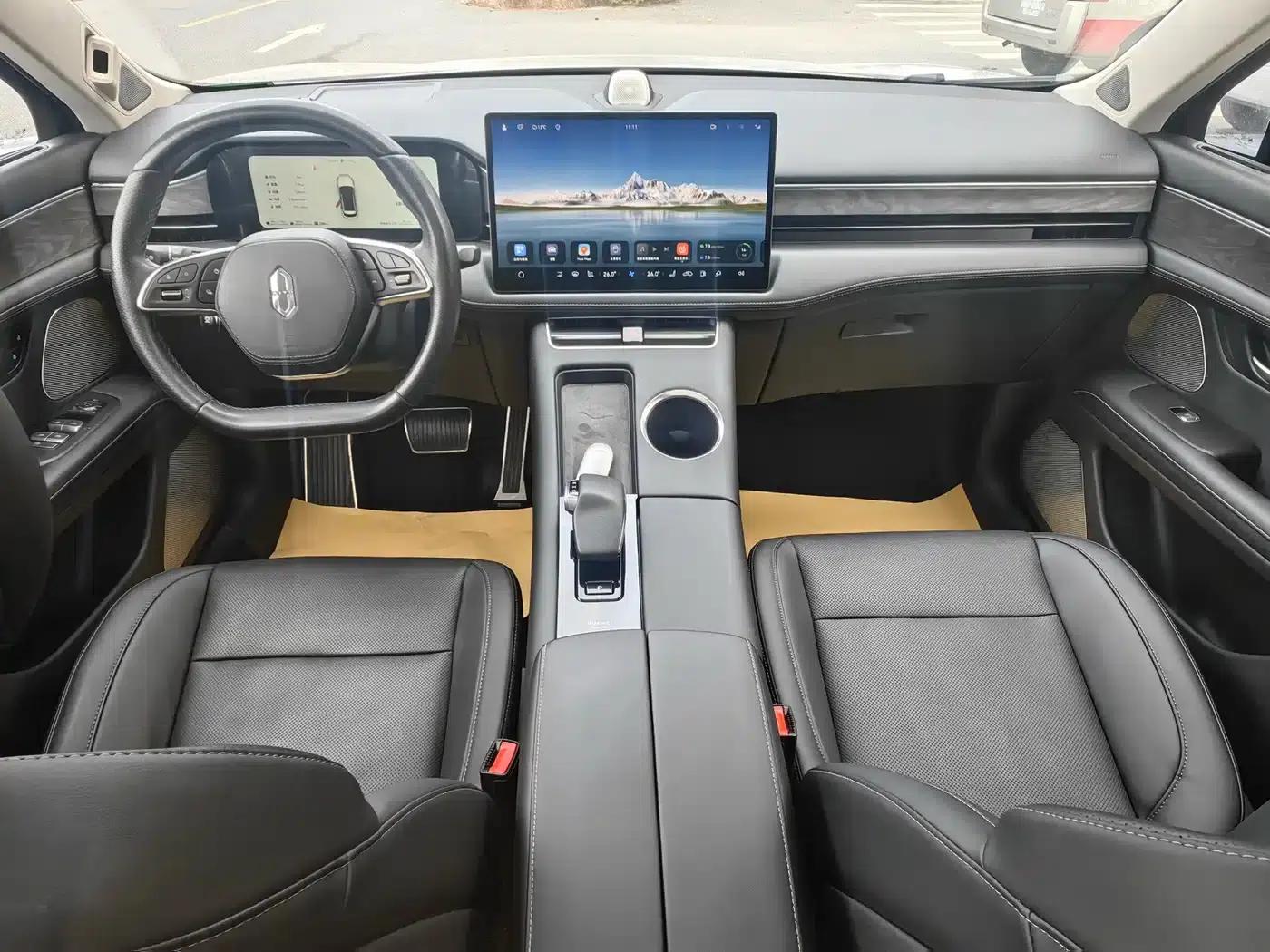 Wenjie M5 2022 Extended Range AWD Performance Edition — миниатюра 3