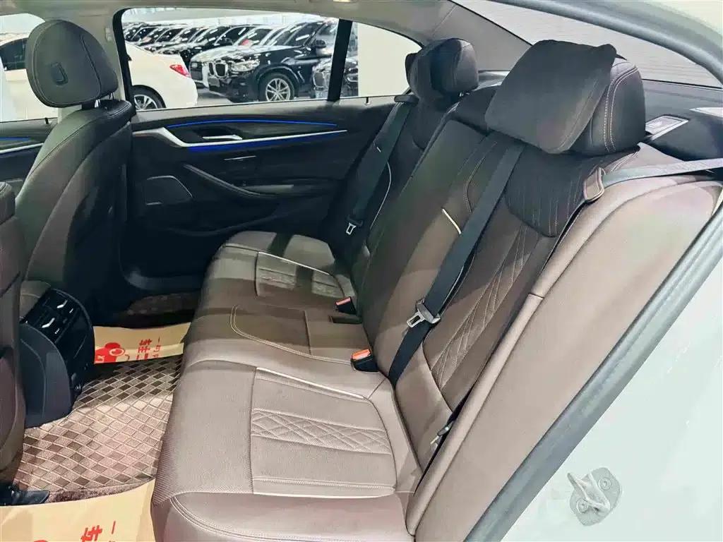 2023 BMW 5 Series 530Li Leading Luxury Package — миниатюра 18