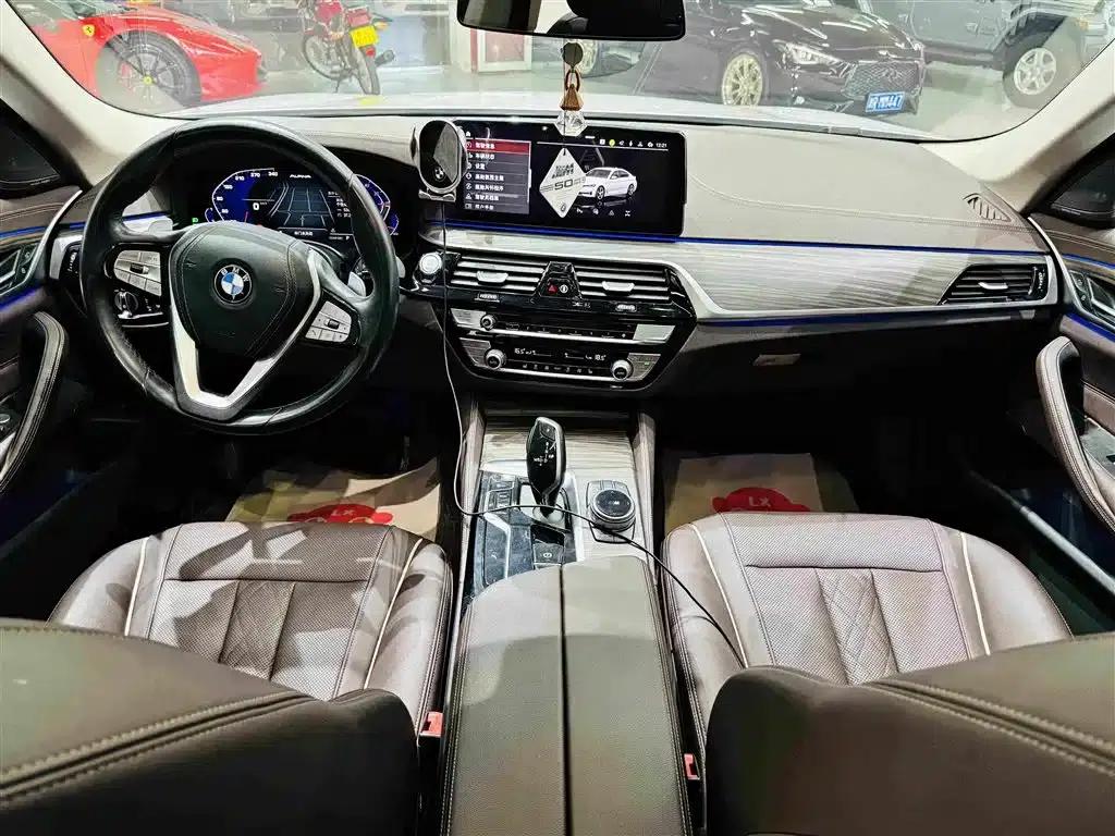 2023 BMW 5 Series 530Li Leading Luxury Package — миниатюра 19