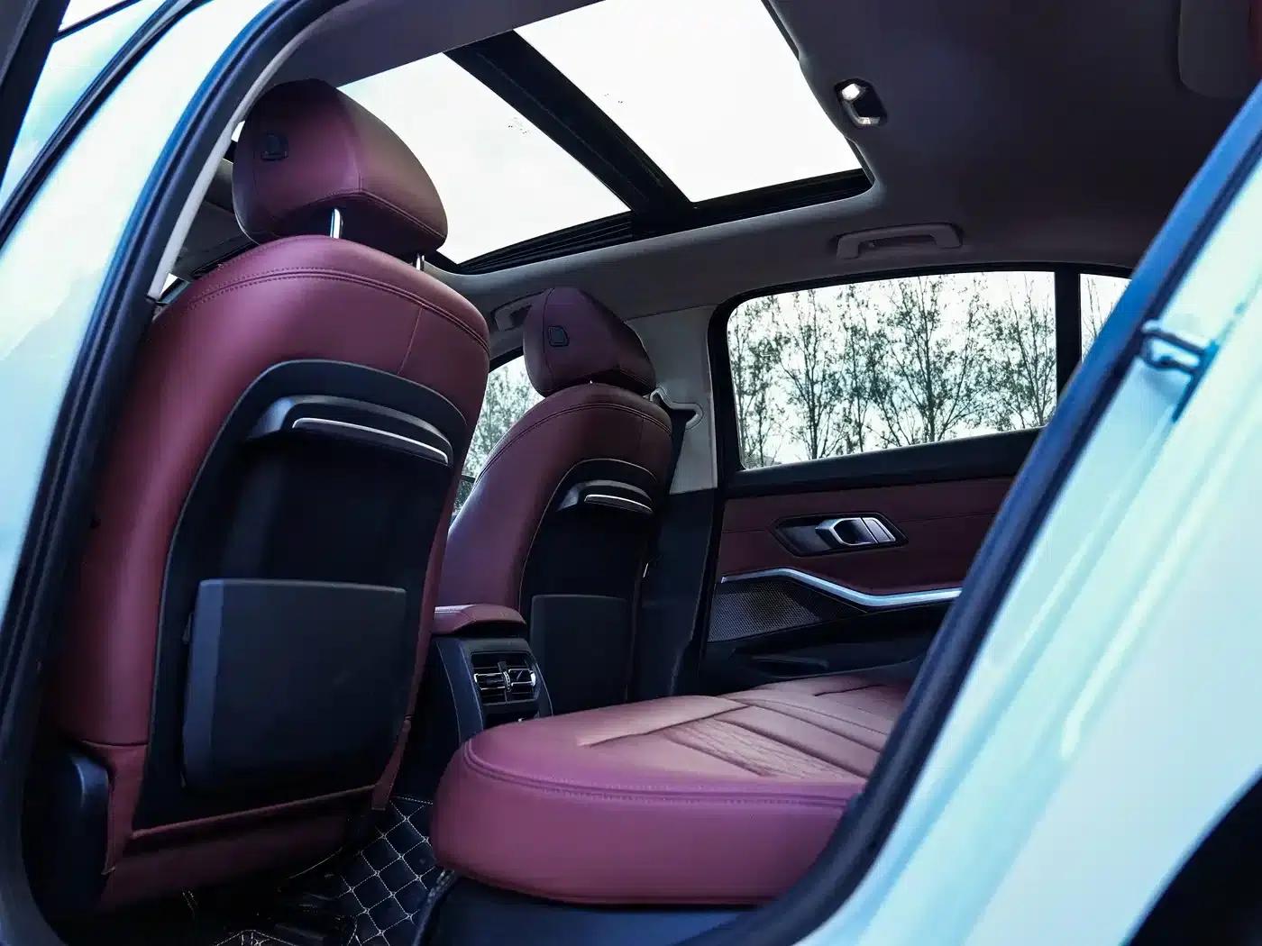 2022 BMW 3 Series 320i Sport Package — миниатюра 12