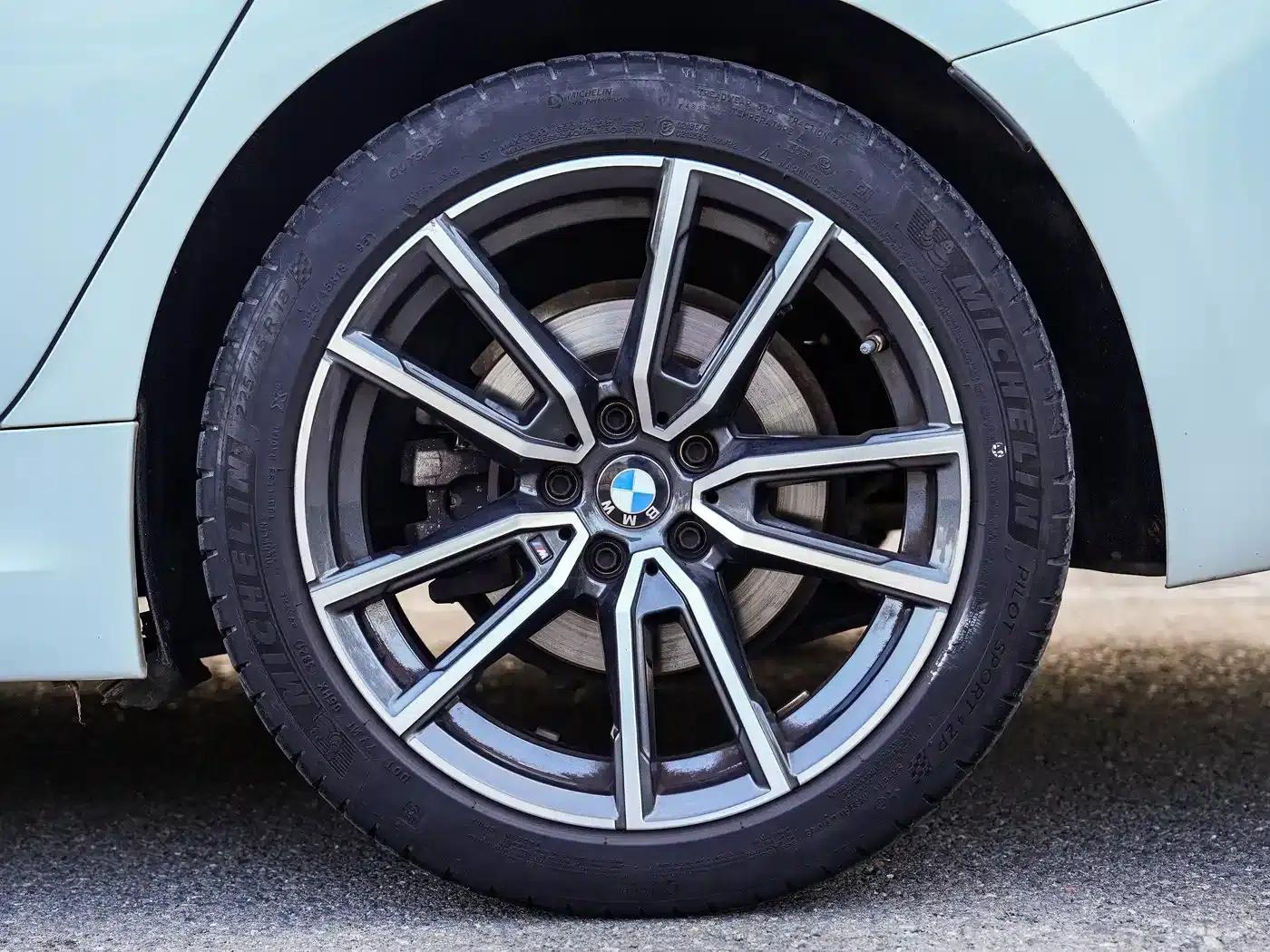 2022 BMW 3 Series 320i Sport Package — миниатюра 8