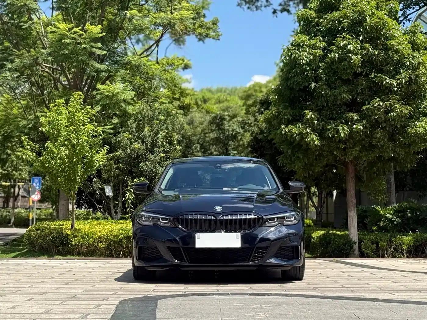 2022 BMW 3 Series 325i M Sport Shadow Edition — миниатюра 2