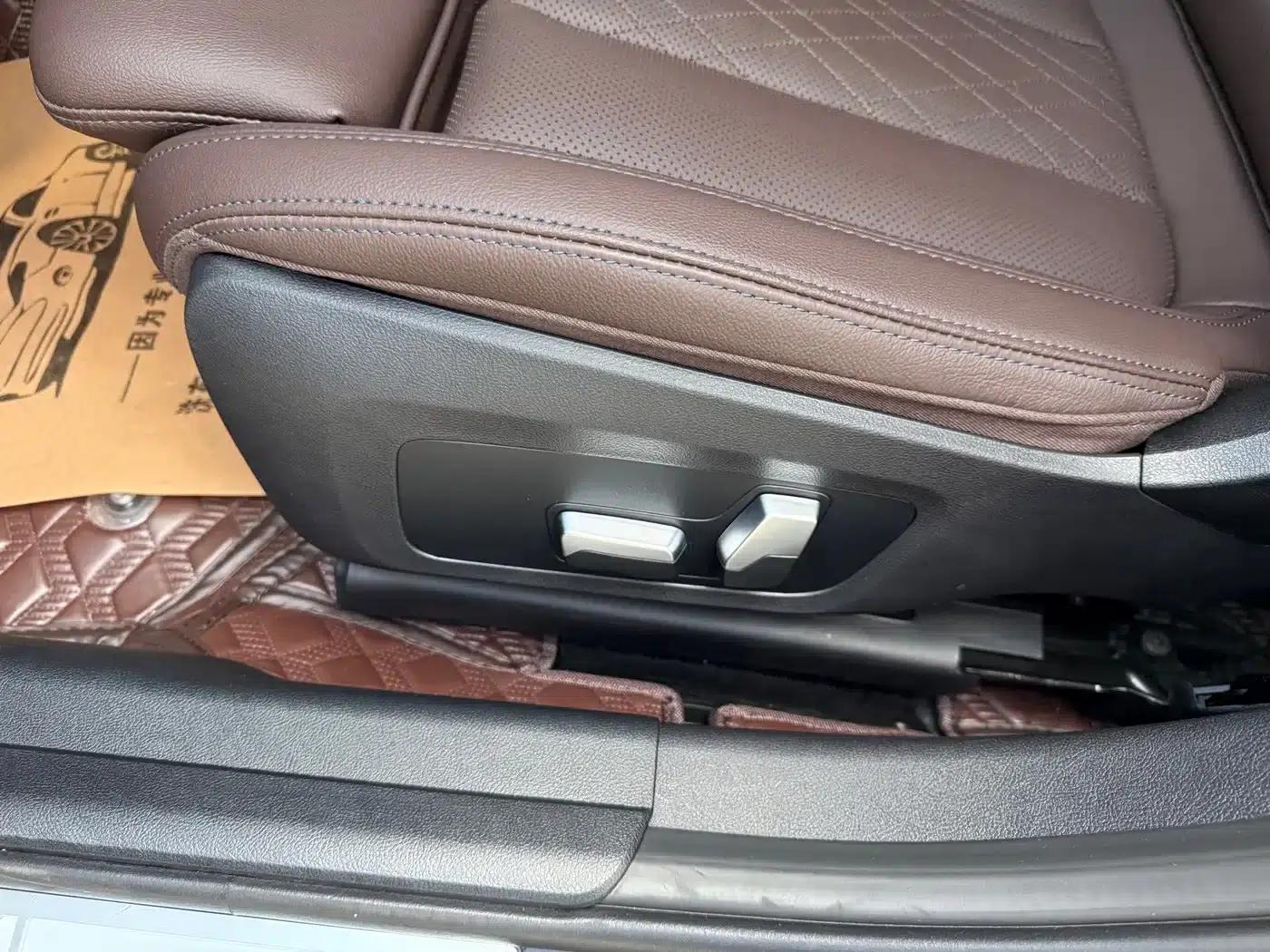2022 BMW 3 Series 325i M Sport Shadow Edition — миниатюра 20
