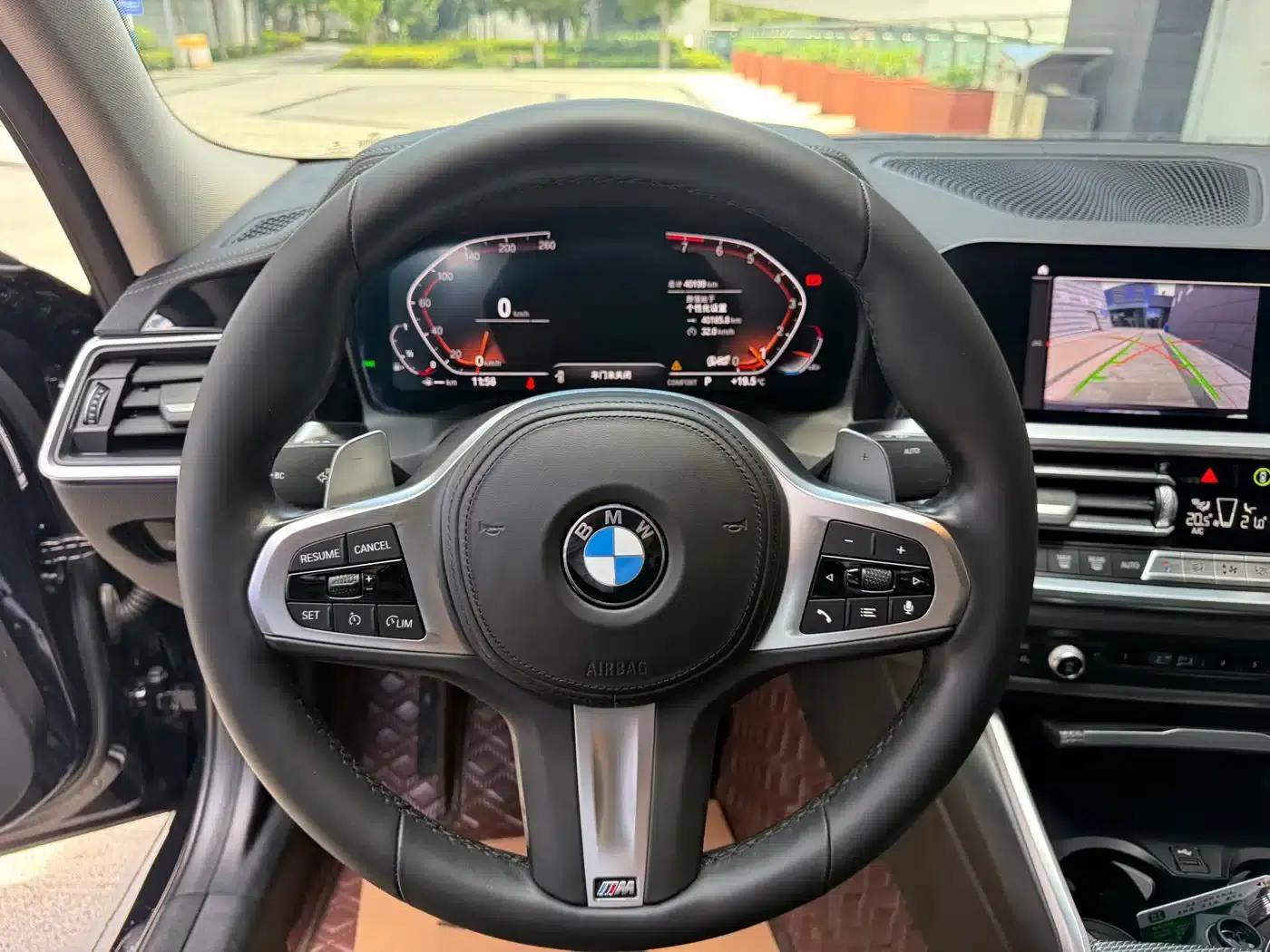 2022 BMW 3 Series 325i M Sport Shadow Edition — миниатюра 24