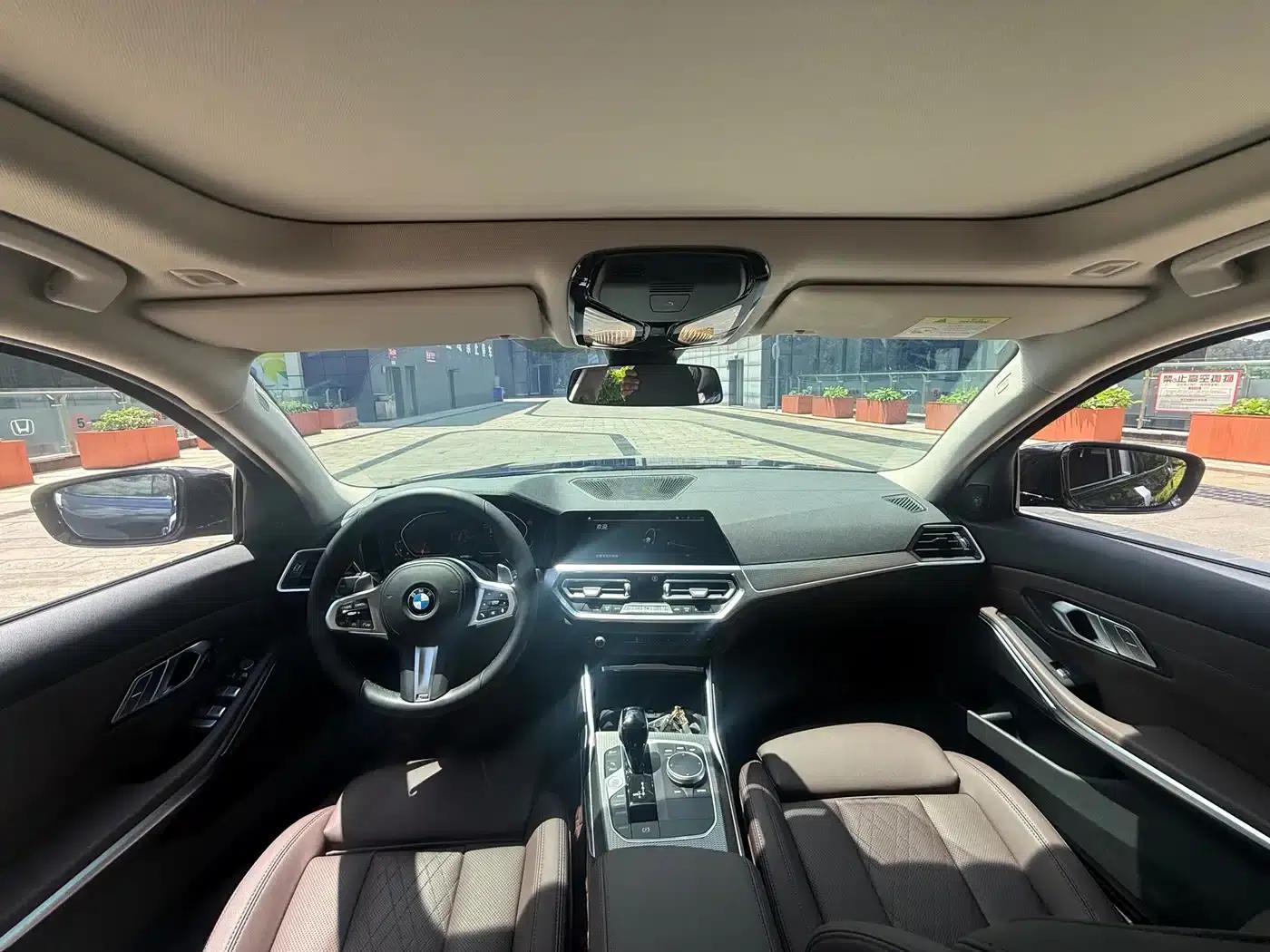 2022 BMW 3 Series 325i M Sport Shadow Edition — миниатюра 5