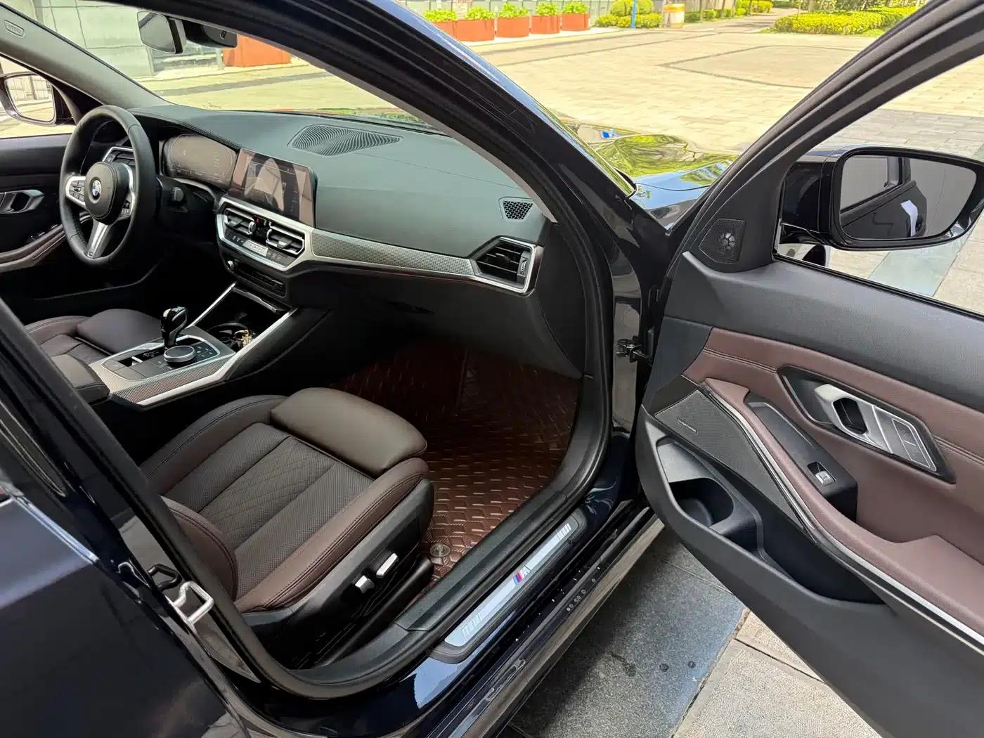 2022 BMW 3 Series 325i M Sport Shadow Edition — миниатюра 43