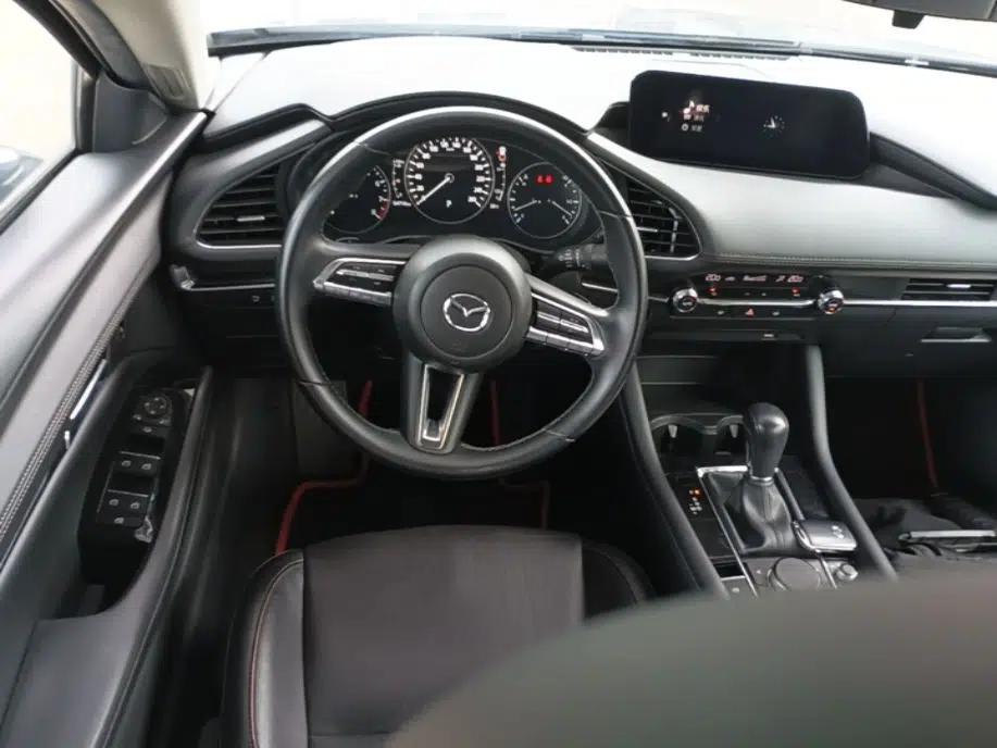 Mazda 3 Axela 2021 2.0L Automatic Zhiya Edition — миниатюра 13