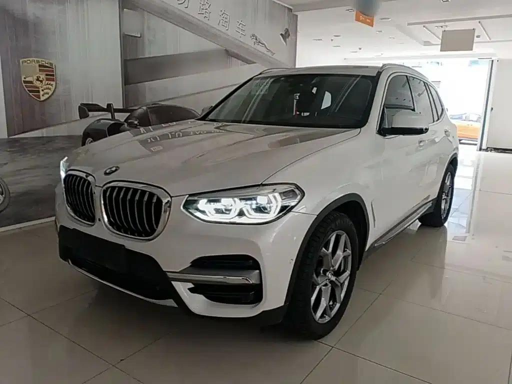 BMW X3 2021 xDrive28i Luxury Package — миниатюра 1