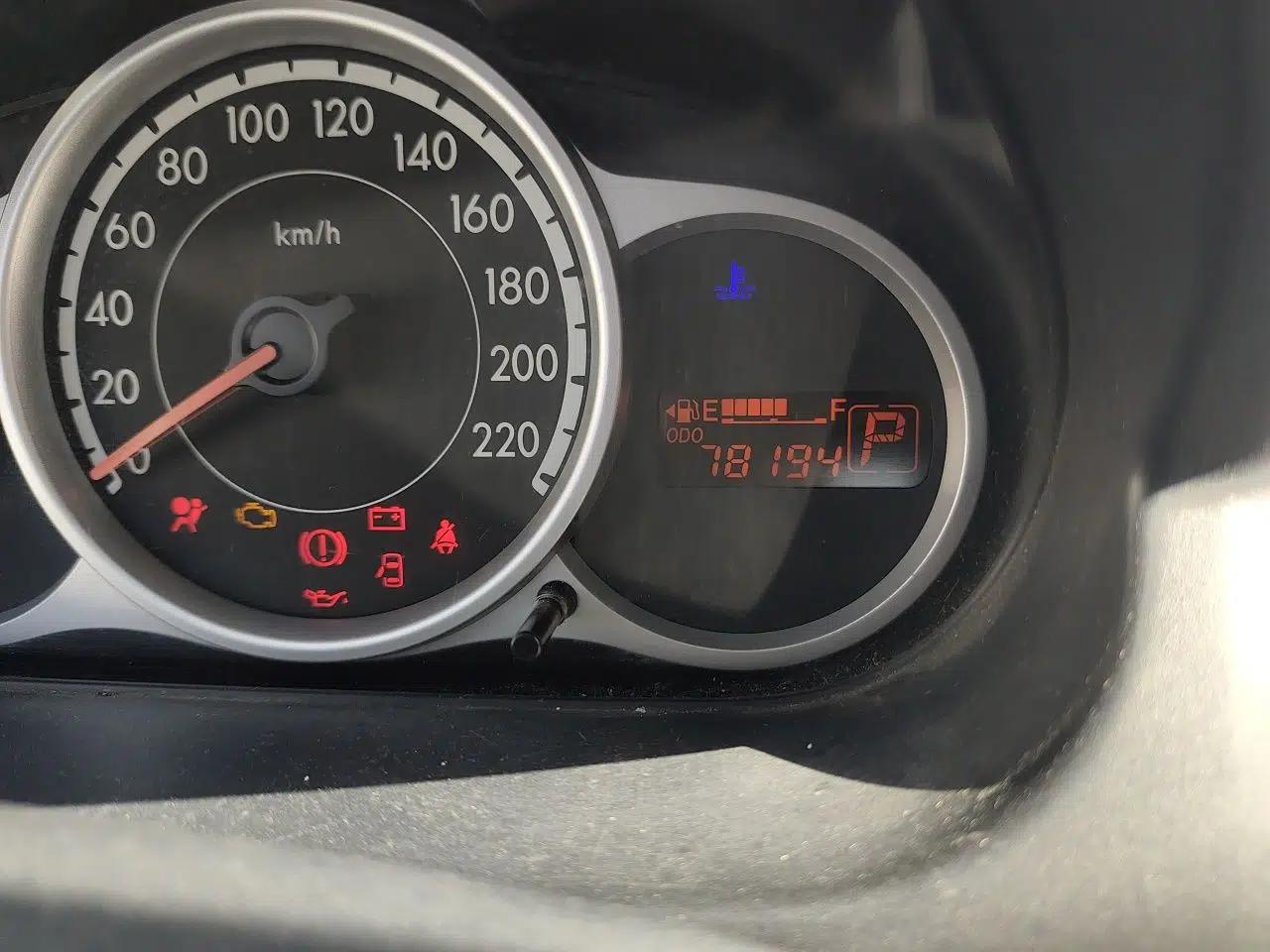 Mazda 2 2012 Hatchback Xuan Dong 1.5L Automatic Value Edition — миниатюра 12