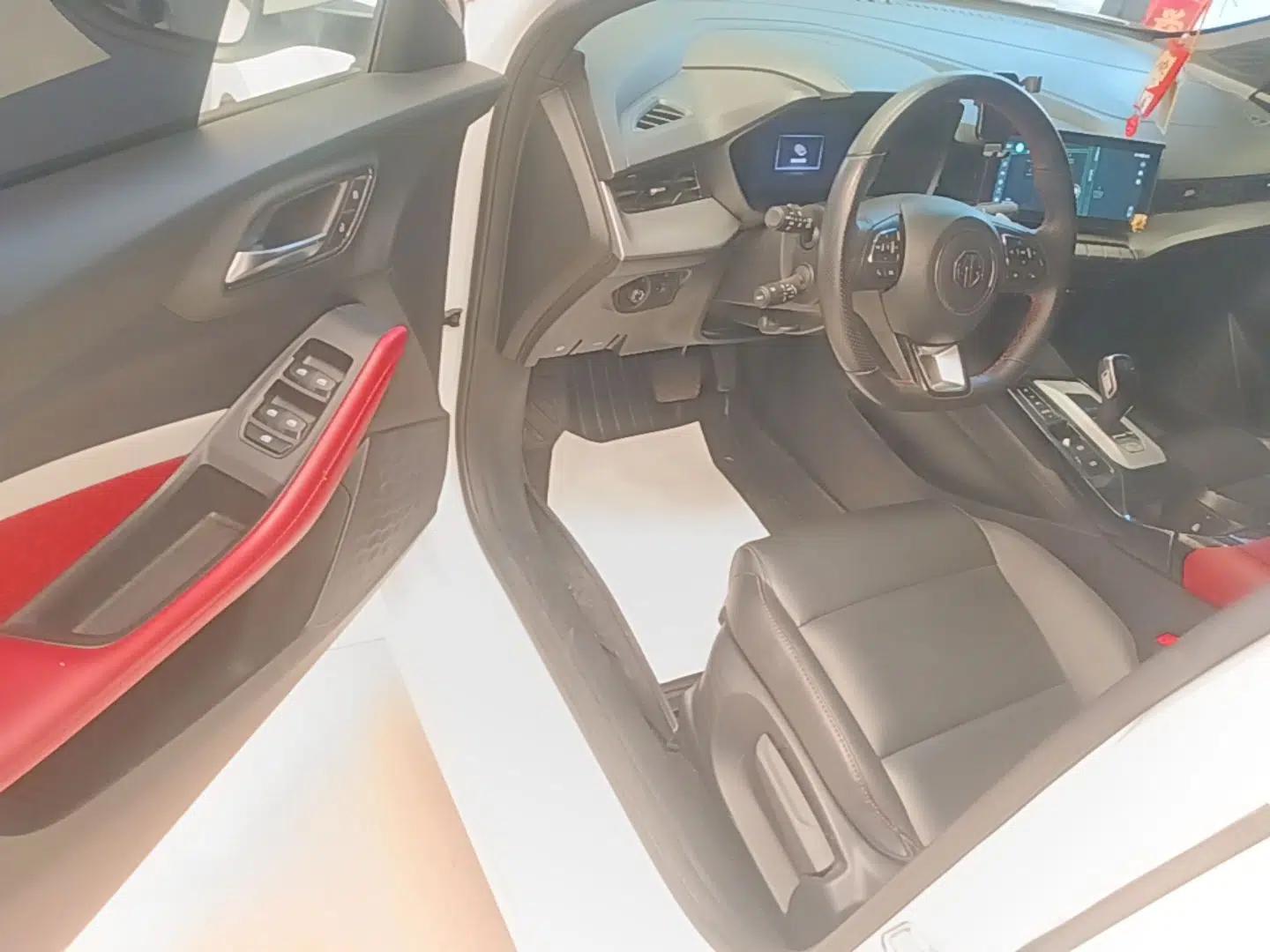 MG 5 2021 Revised 300TGI DCT Qingshè Luxurious Enjoyment Edition — миниатюра 18