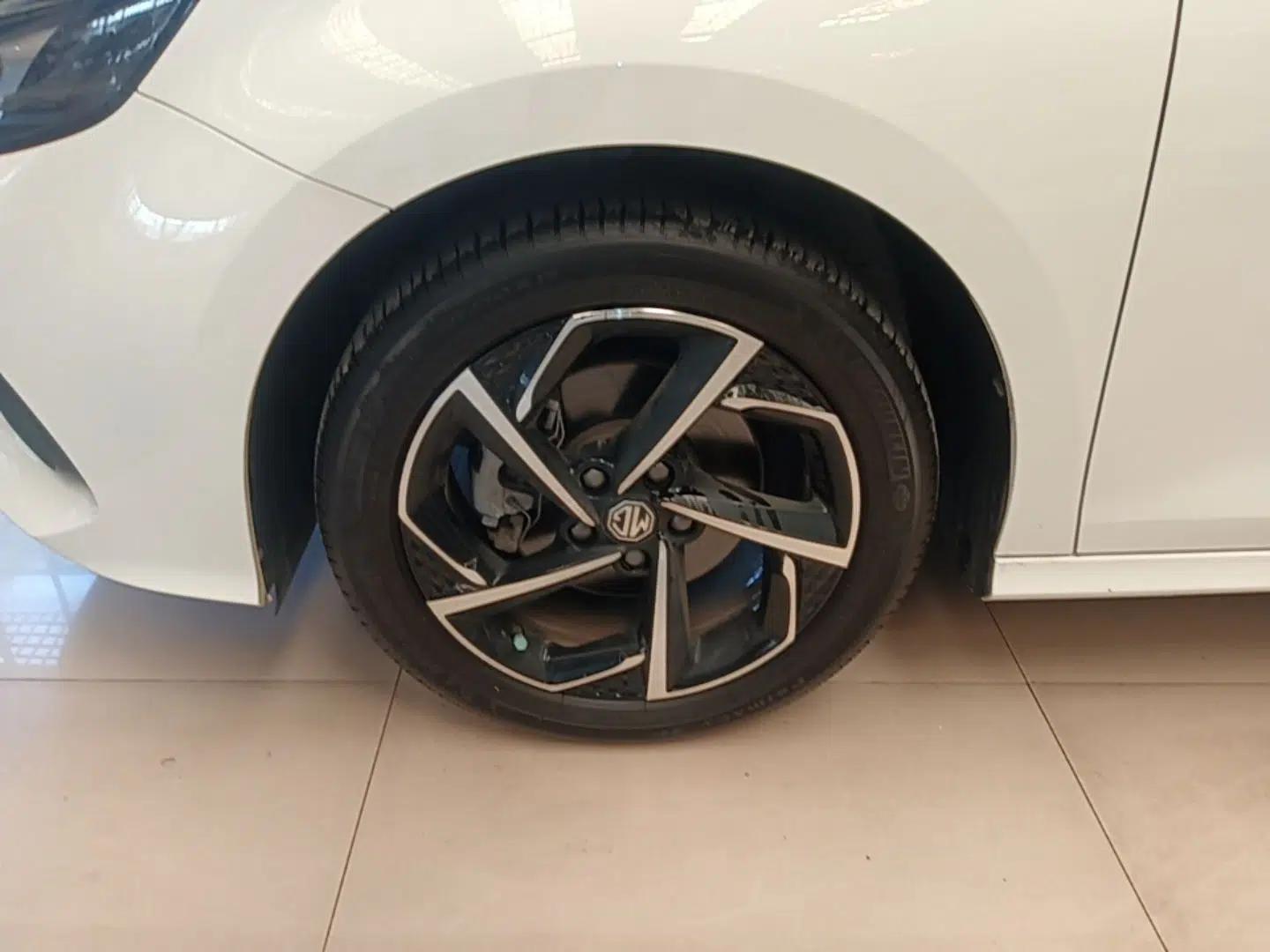MG 5 2021 Revised 300TGI DCT Qingshè Luxurious Enjoyment Edition — миниатюра 10