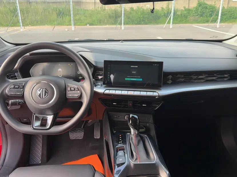 MG 5 2021 Revised Version 180 DVVT CVT Youth Luxury Edition — миниатюра 31