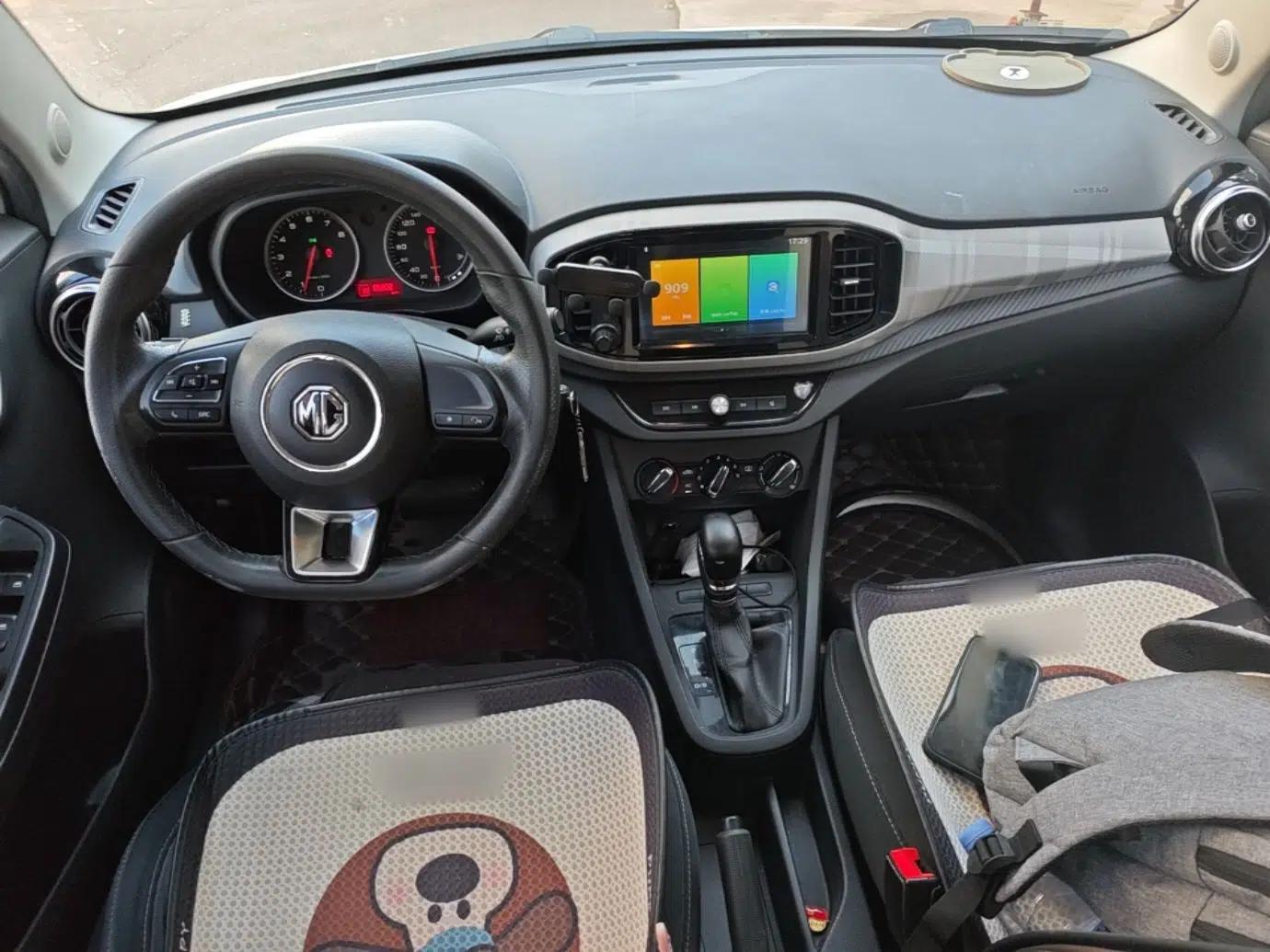 MG 3 2017 1.5L Automatic Smart Connect Elite Edition — миниатюра 12
