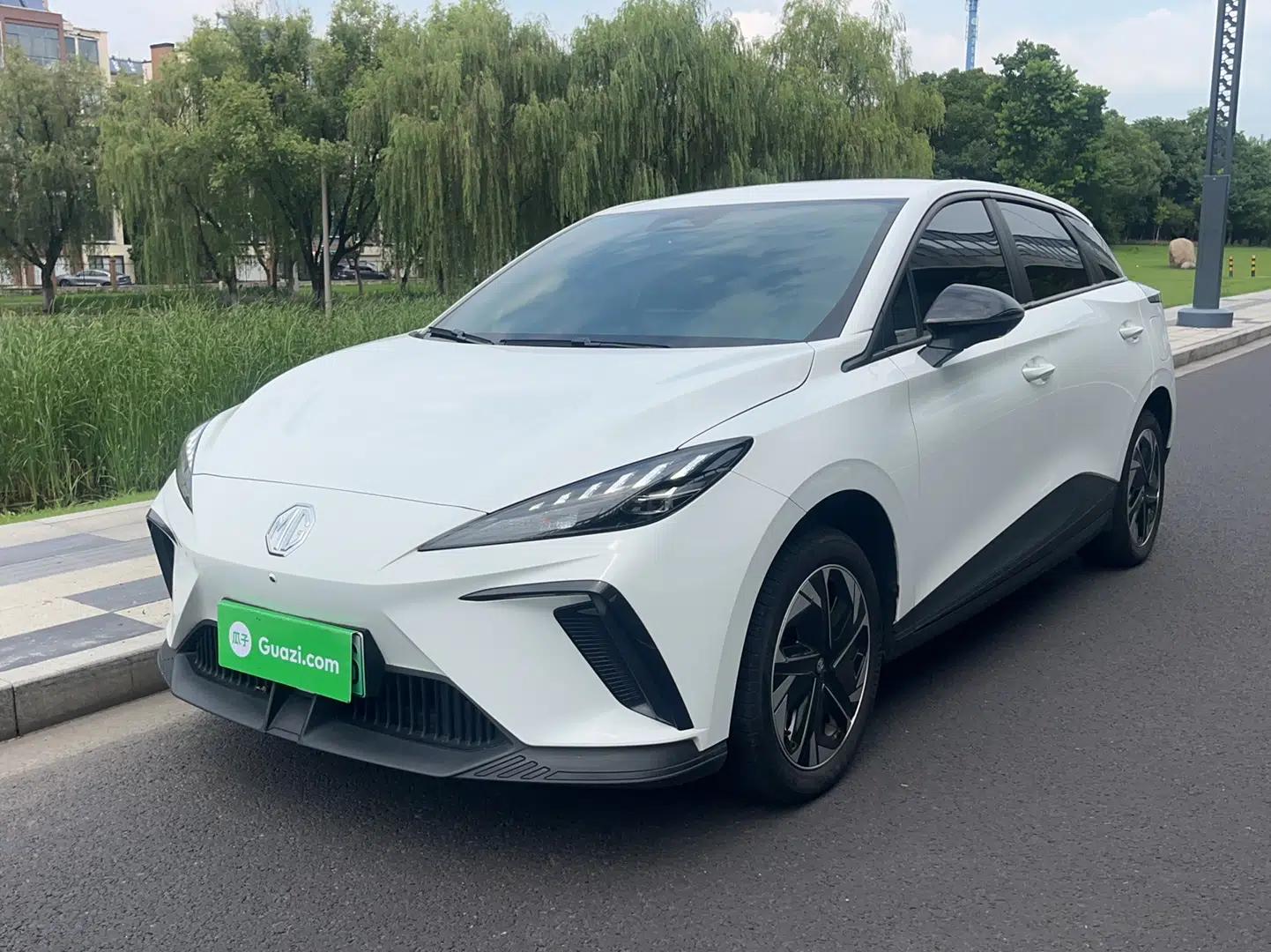 MG 4 EV 2023 415 km Range Sea-Faring Champion Edition — миниатюра 1