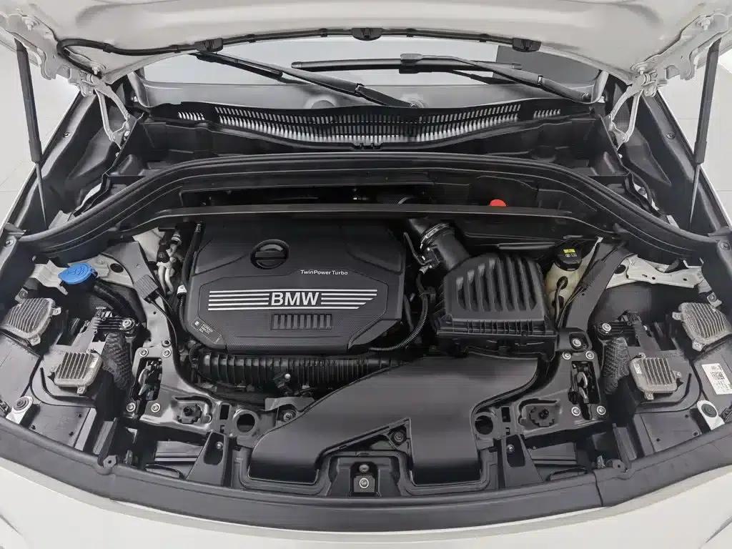 BMW X2 2021 Facelift sDrive25i M Sport Package — миниатюра 6