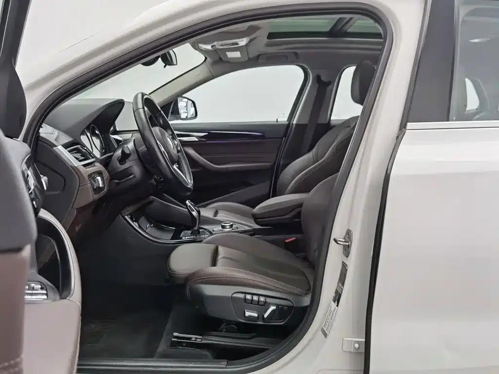 BMW X2 2021 Facelift sDrive25i M Sport Package — миниатюра 10