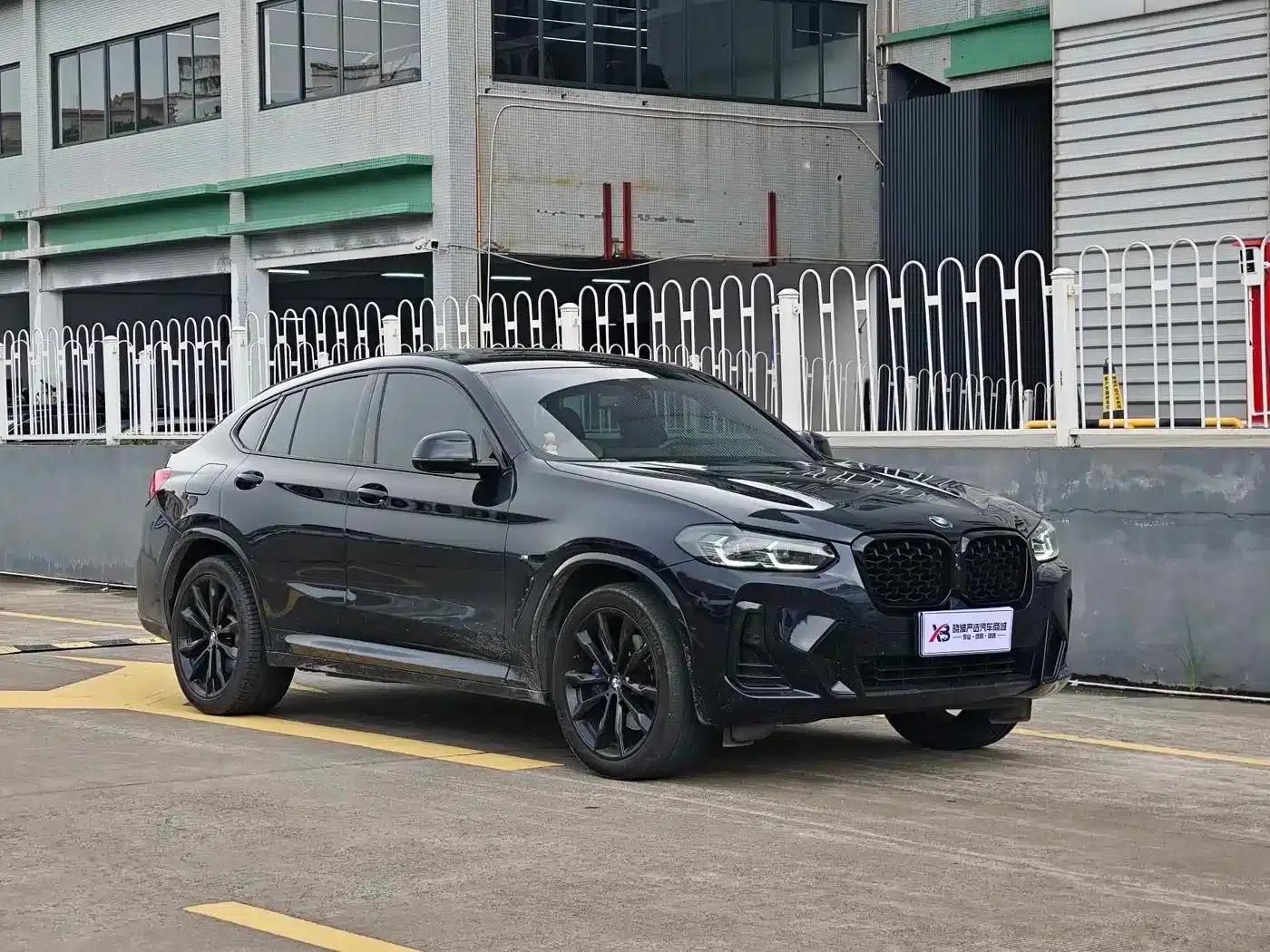 2022 BMW X4 xDrive 30i M Sport Shadow Edition — миниатюра 3