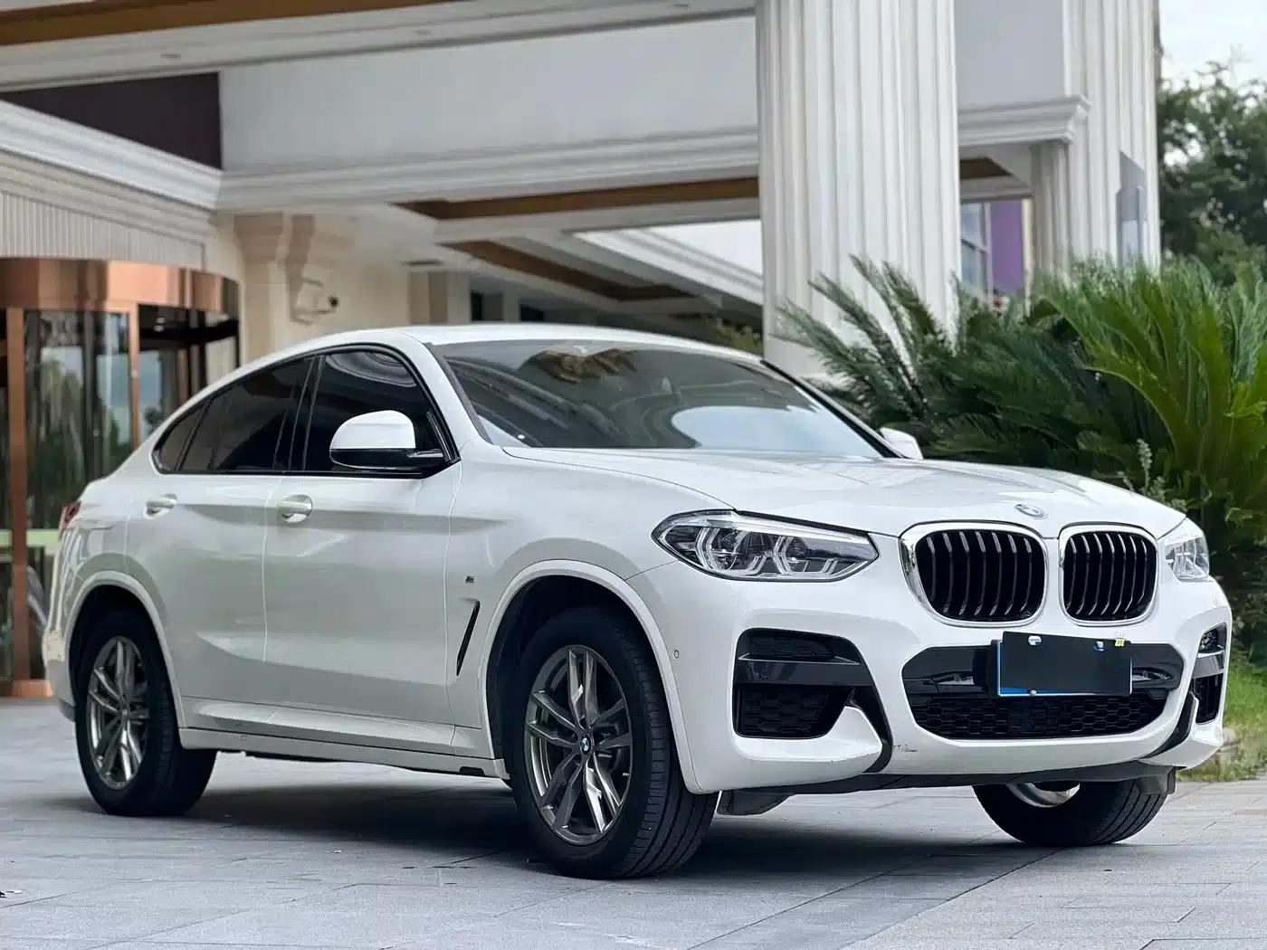 2020 BMW X4 xDrive25i M Sport Package — миниатюра 3