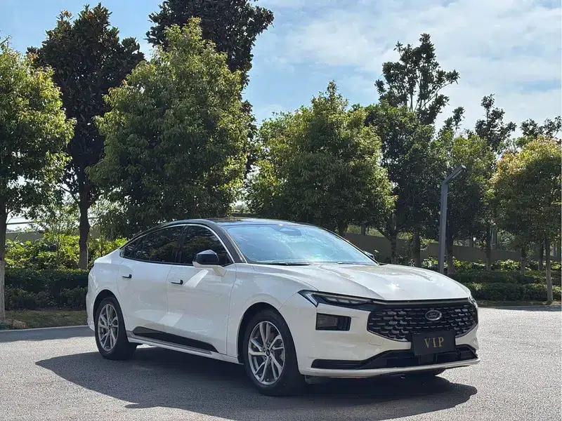 2022 Ford Mondeo EcoBoost 245 Fashion Edition — миниатюра 3