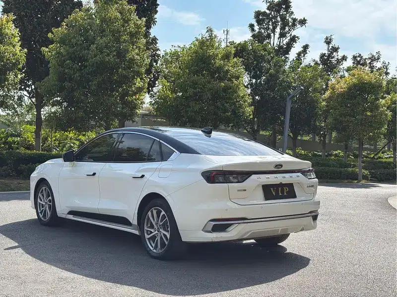 2022 Ford Mondeo EcoBoost 245 Fashion Edition — миниатюра 5