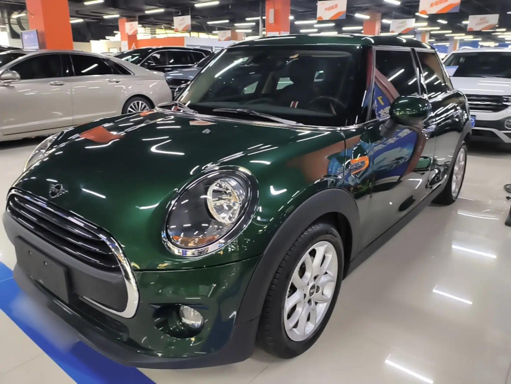 MINI 2018 1.5T ONE Five-Door Edition — миниатюра 1